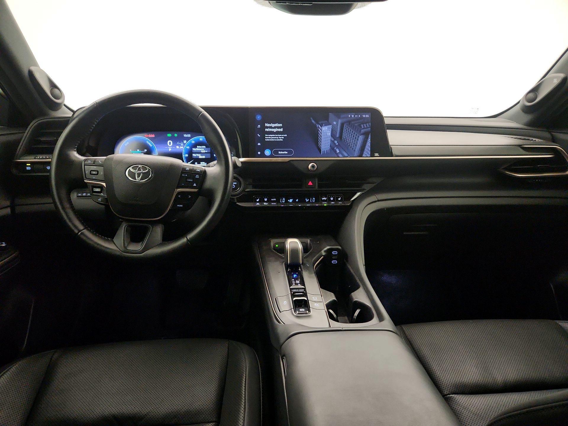 Thumbnail: 2023 Toyota Crown - 9