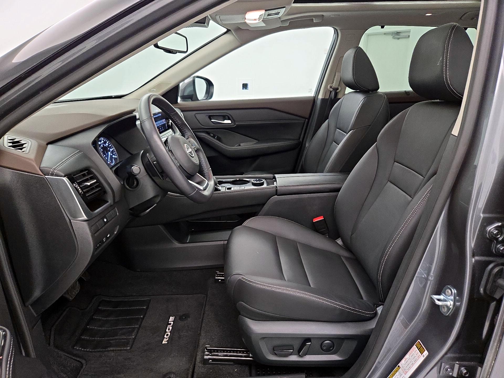 Thumbnail: 2023 Nissan Rogue - 11