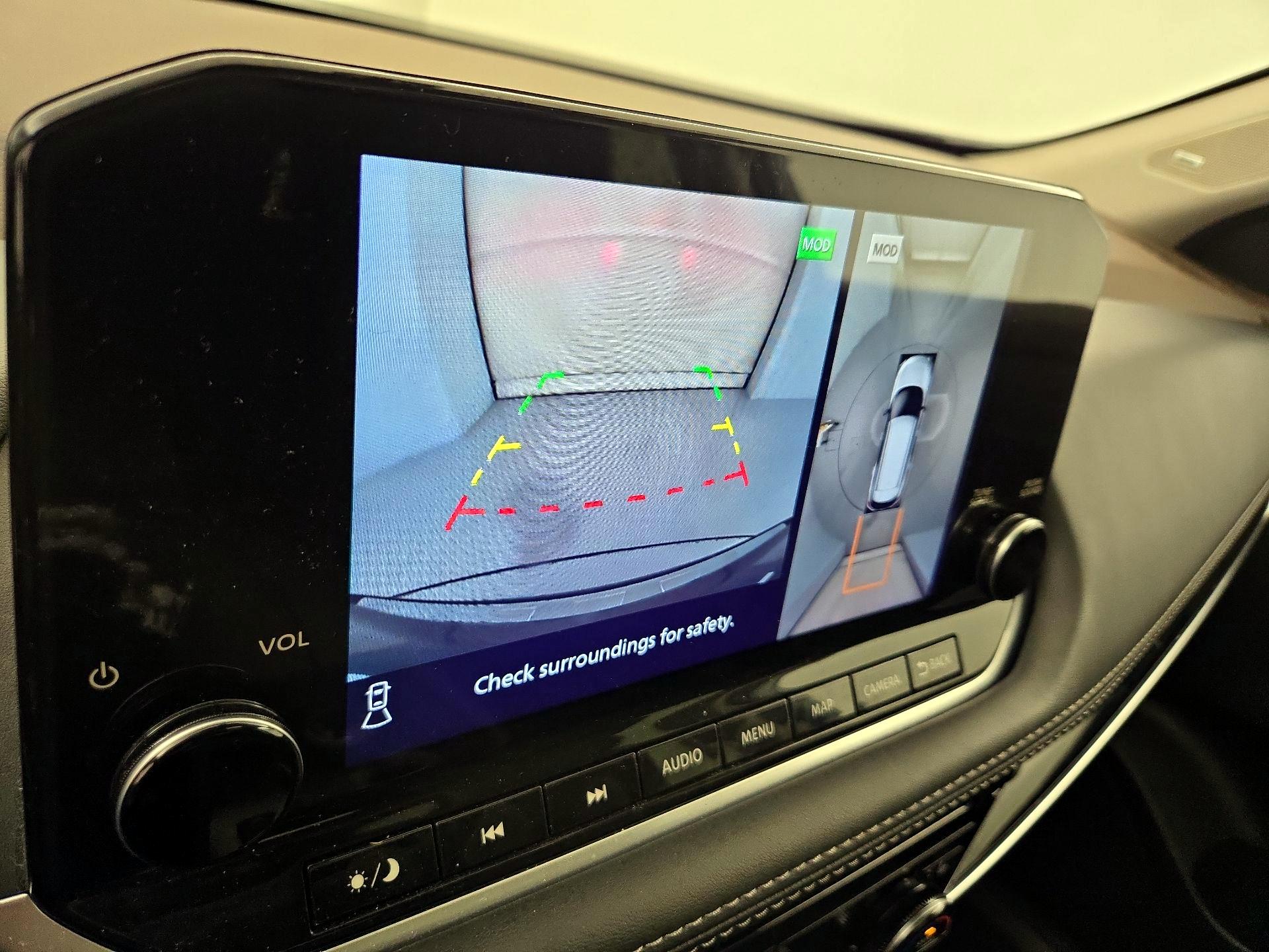 Thumbnail: 2023 Nissan Rogue - 15