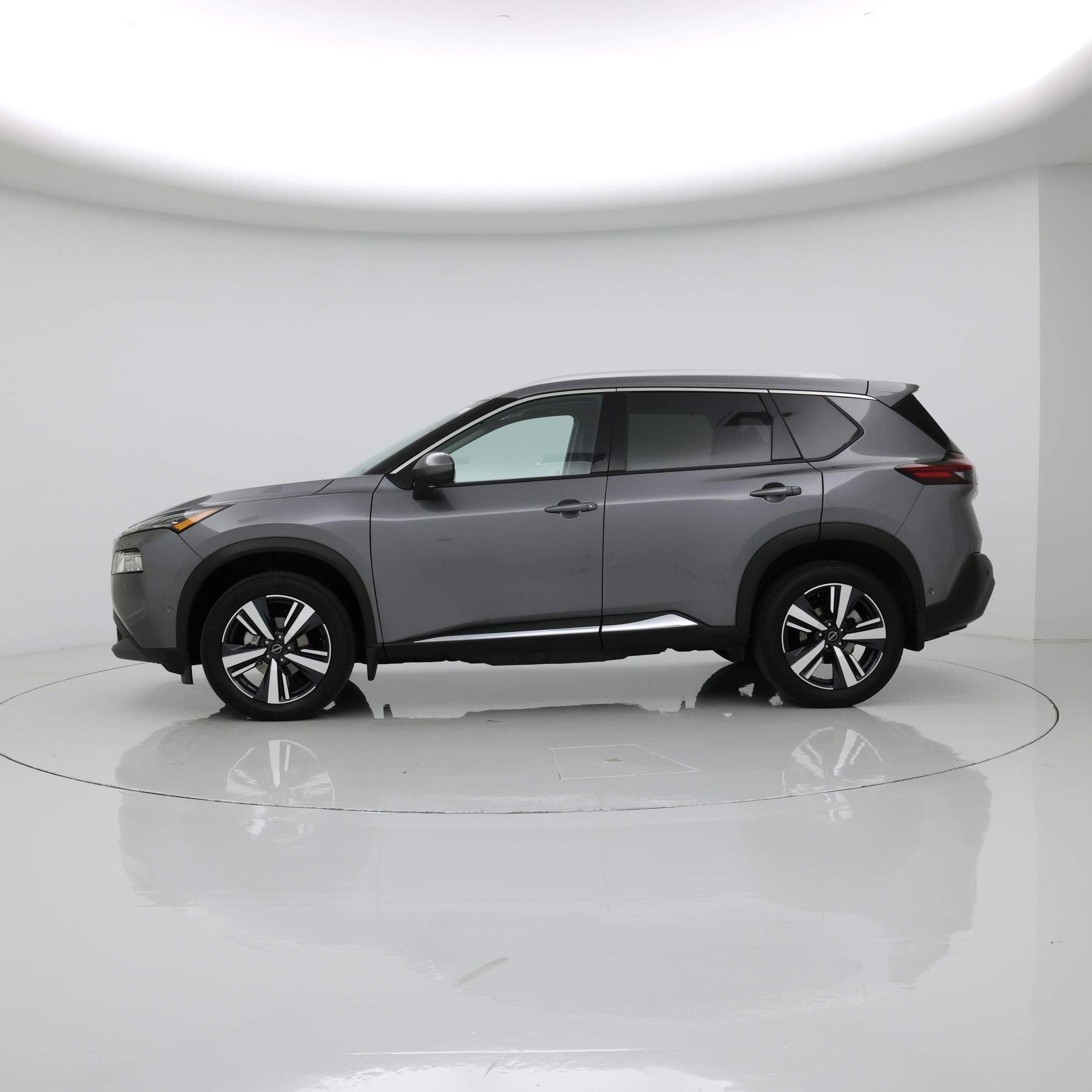 Thumbnail: 2023 Nissan Rogue - 3