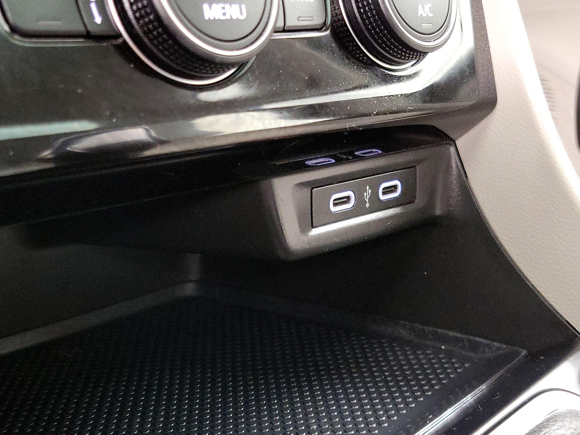 Thumbnail: 2022 Volkswagen Jetta - 18