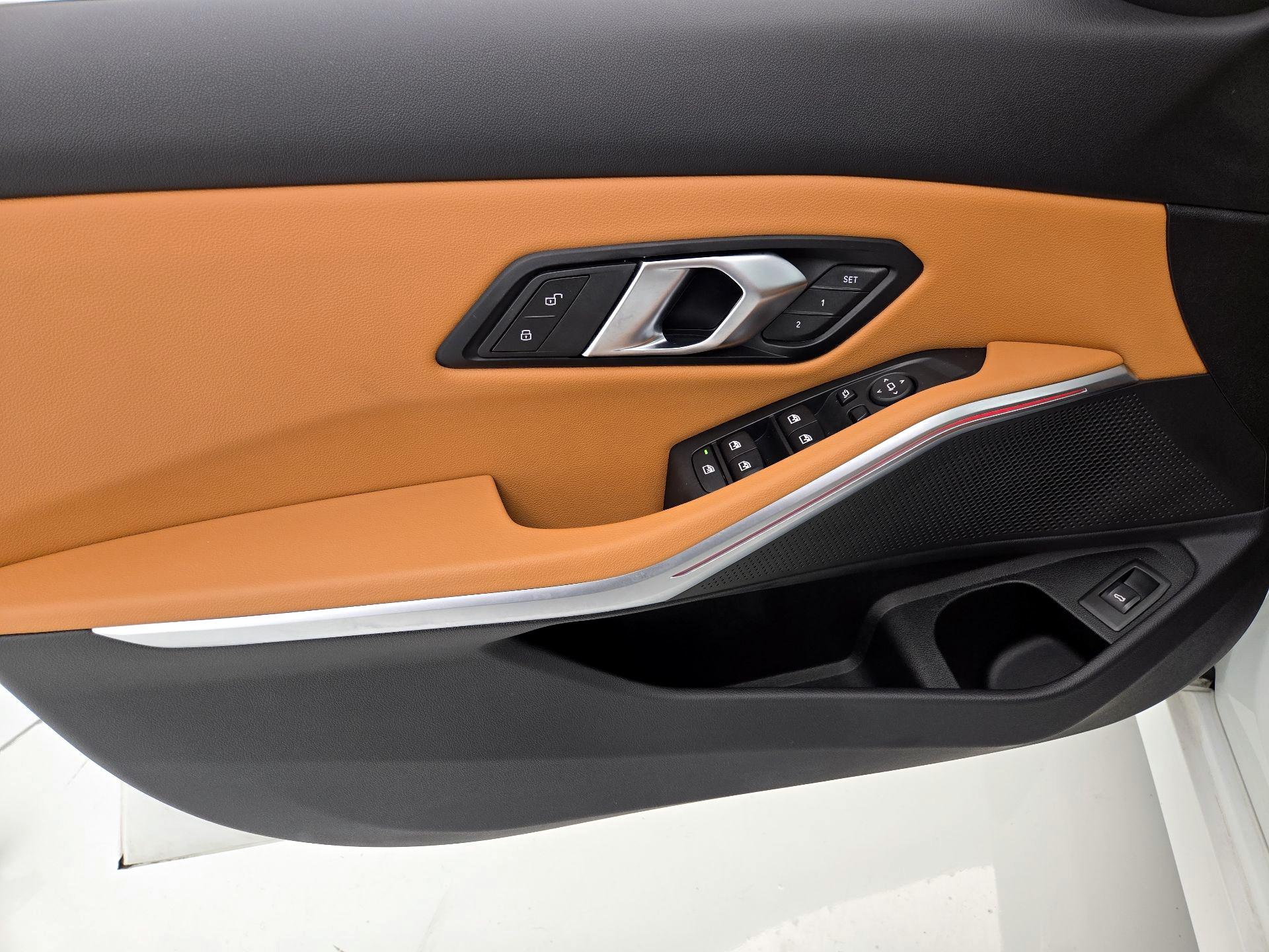 Thumbnail: 2024 BMW 3 Series - 12