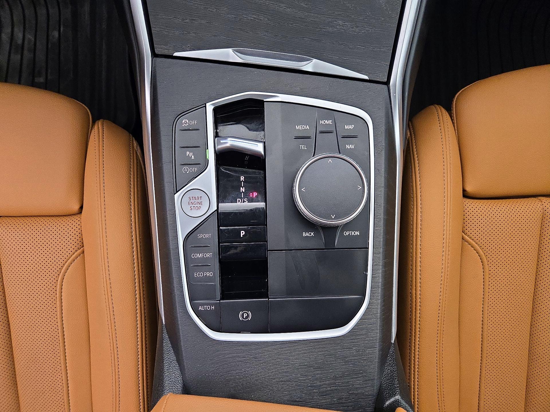 Thumbnail: 2024 BMW 3 Series - 18