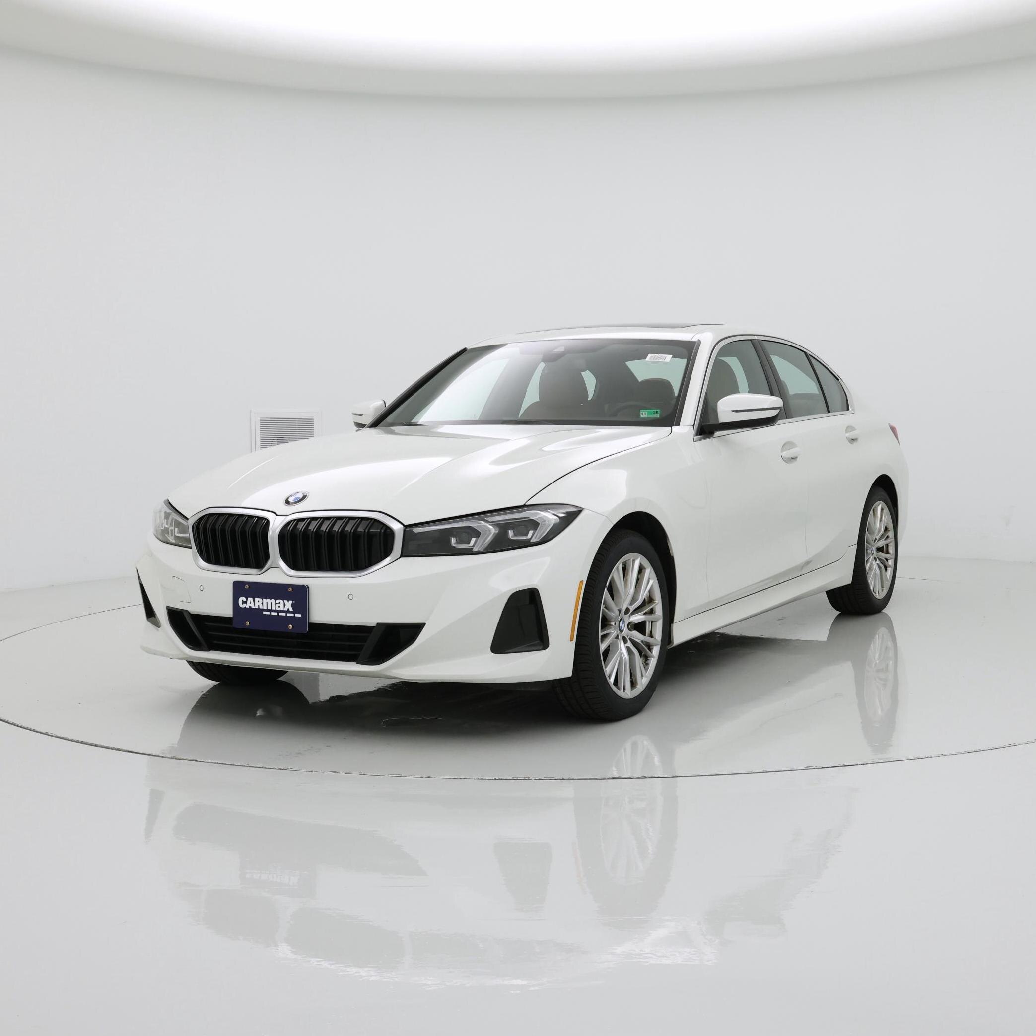Thumbnail: 2024 BMW 3 Series - 4