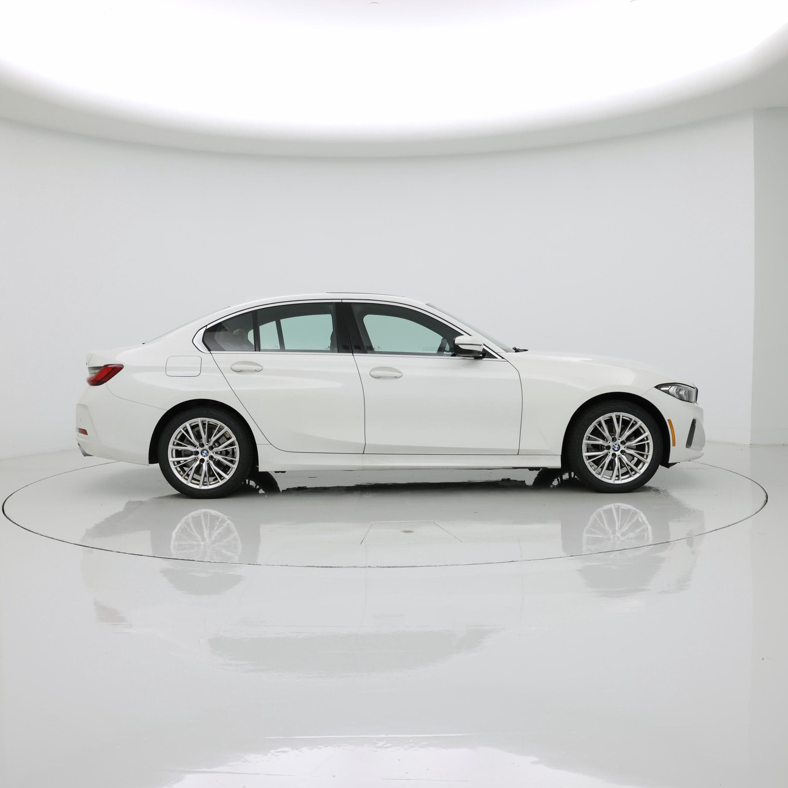 Thumbnail: 2024 BMW 3 Series - 7