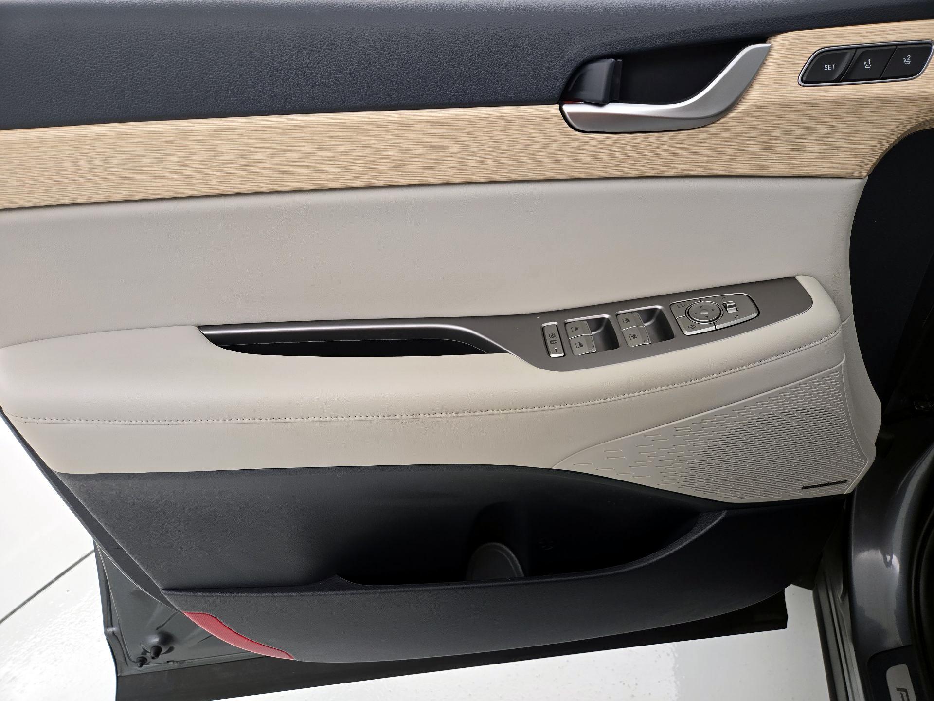 Thumbnail: 2023 Hyundai Palisade - 12