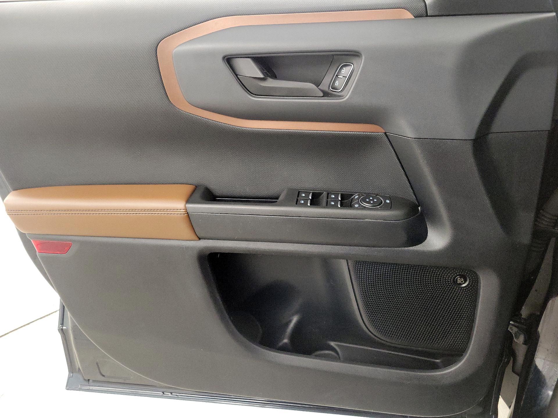 Thumbnail: 2022 Ford Bronco Sport - 12