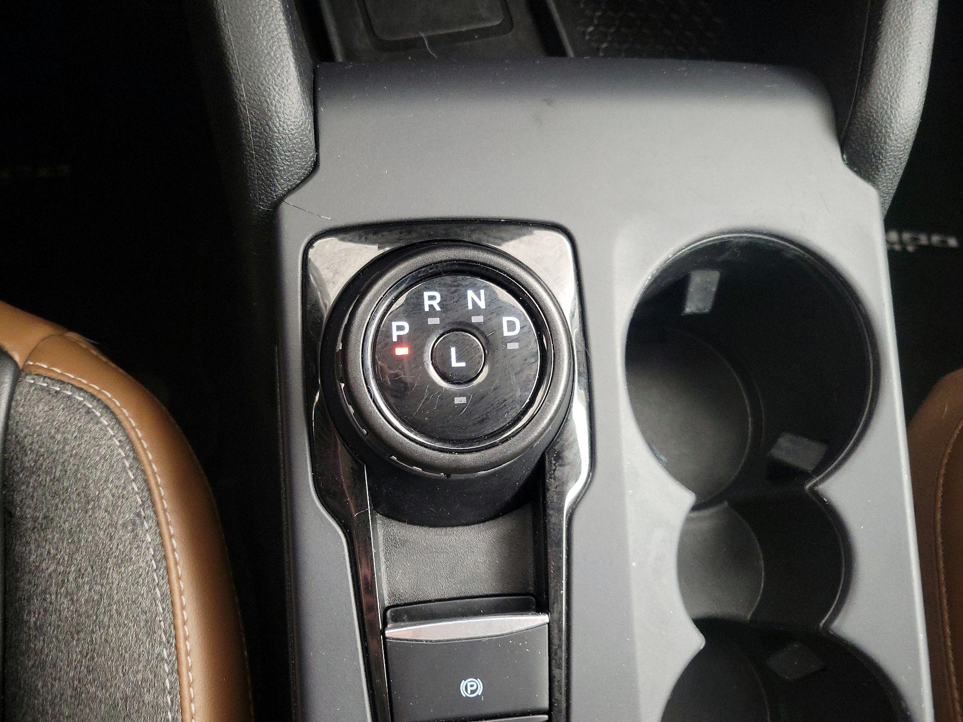 Thumbnail: 2022 Ford Bronco Sport - 17