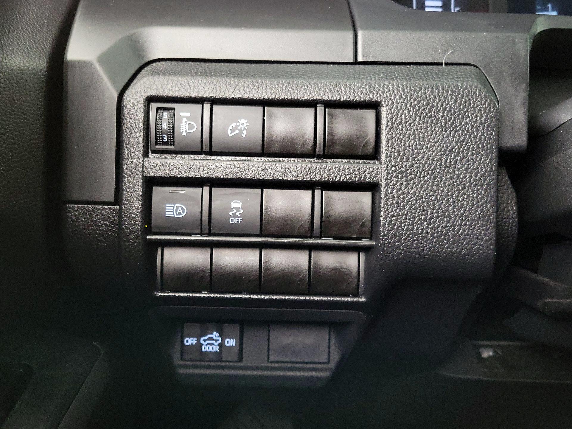 Thumbnail: 2024 Toyota Tacoma - 13