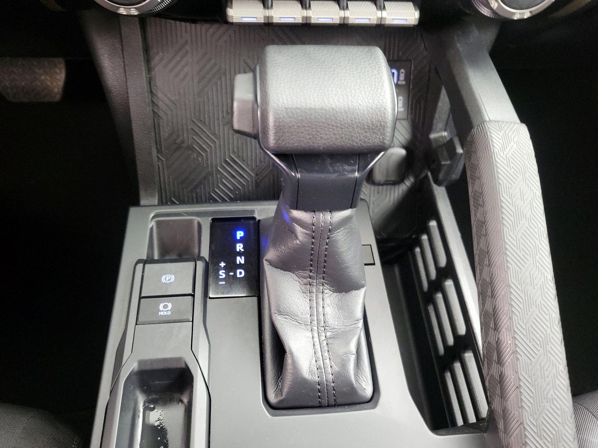 Thumbnail: 2024 Toyota Tacoma - 17