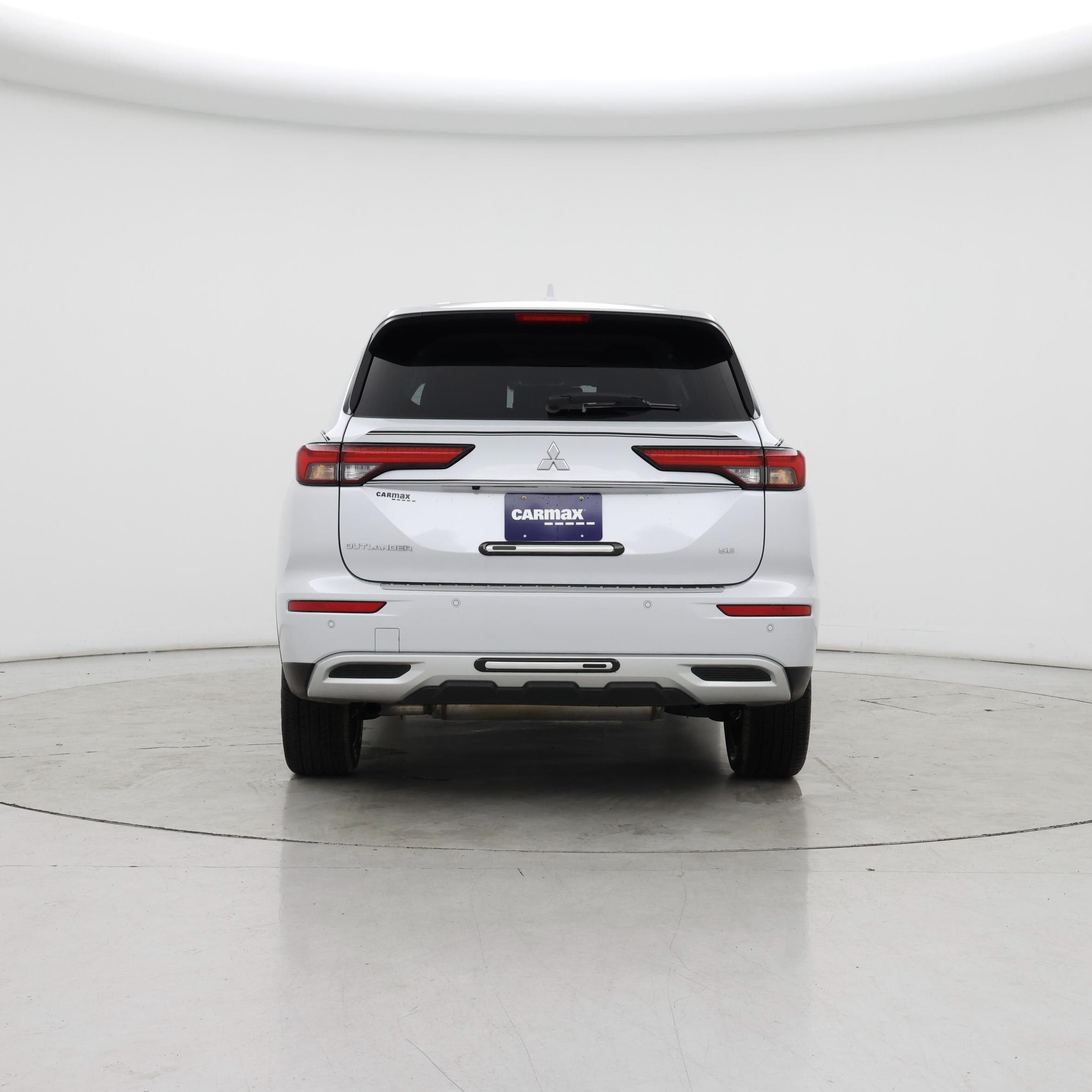 Thumbnail: 2024 Mitsubishi Outlander - 6