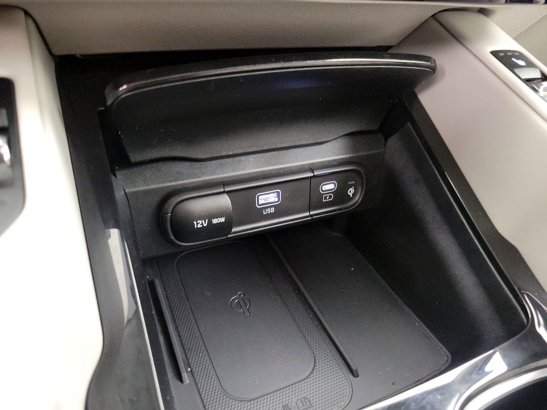 Thumbnail: 2023 Kia Telluride - 19