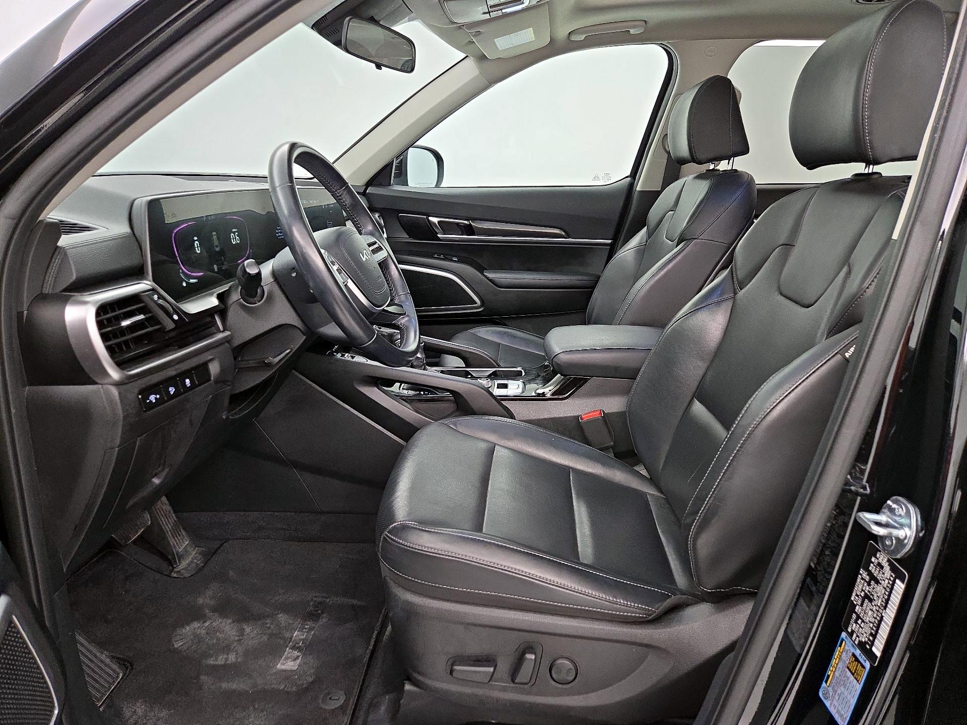 Thumbnail: 2023 Kia Telluride - 11