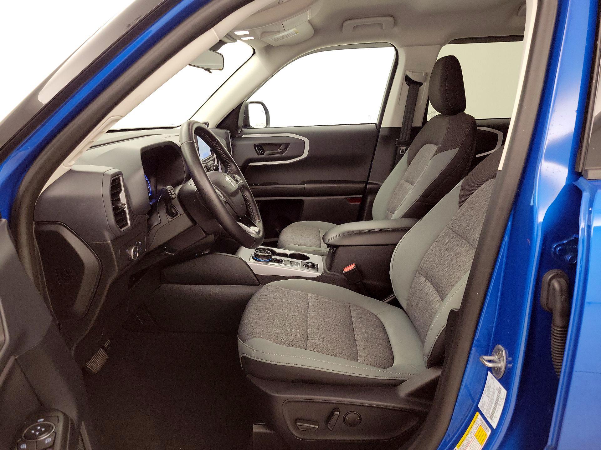 Thumbnail: 2022 Ford Bronco Sport - 11