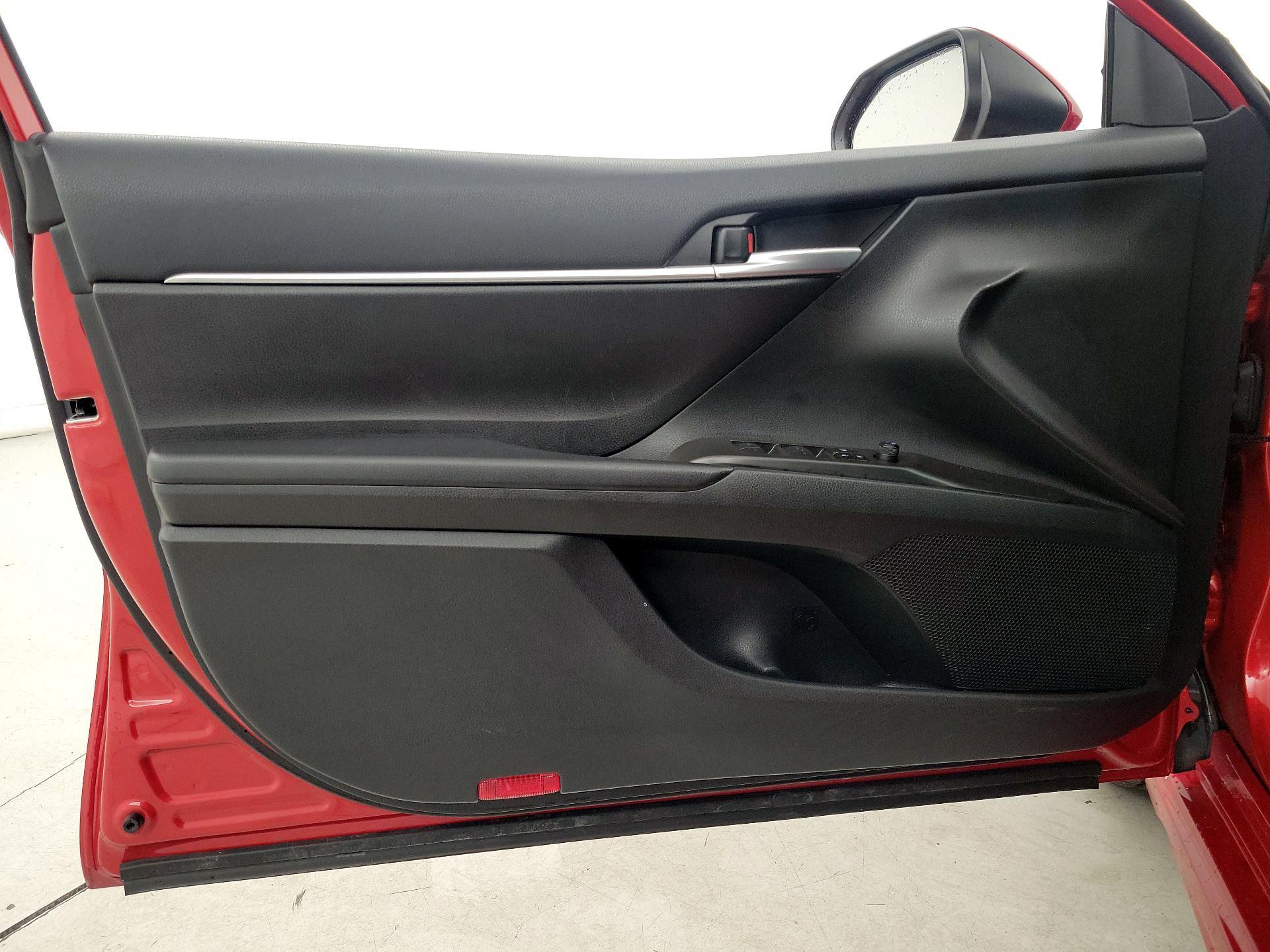 Thumbnail: 2023 Toyota Camry - 12