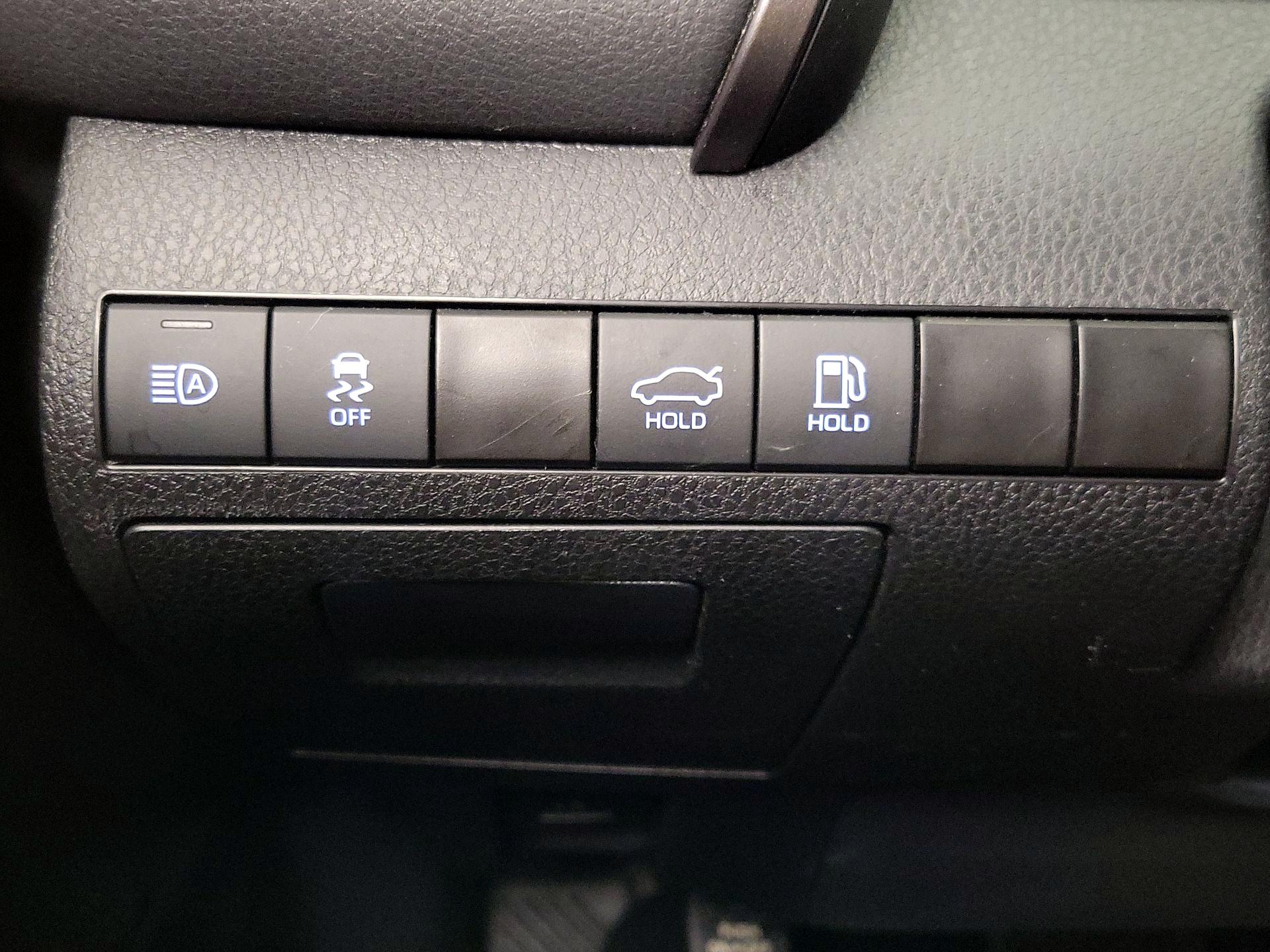 Thumbnail: 2023 Toyota Camry - 13