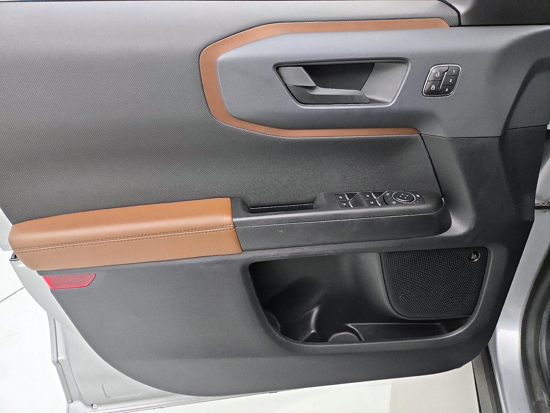 Thumbnail: 2023 Ford Bronco Sport - 12