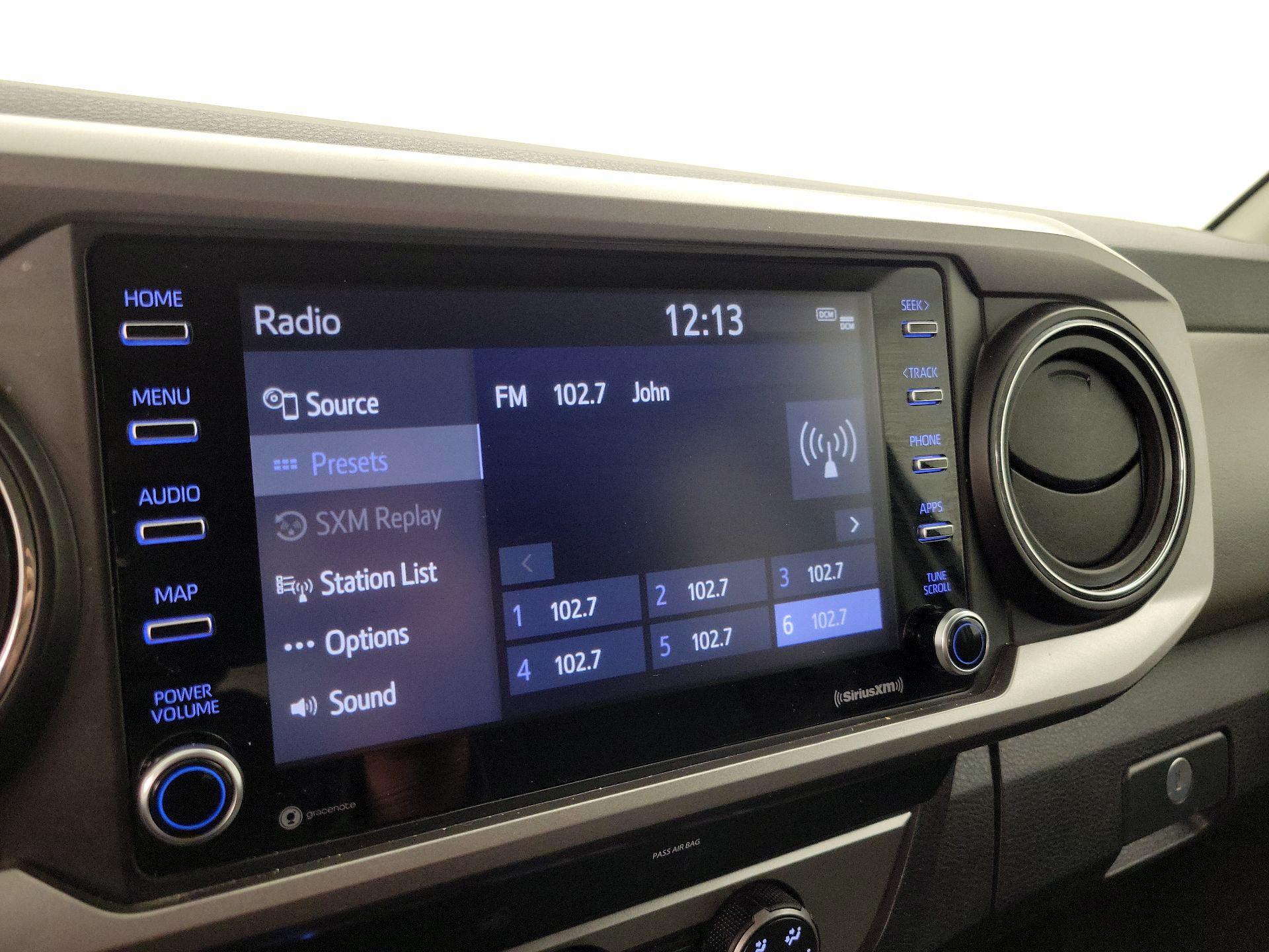 Thumbnail: 2020 Toyota Tacoma - 15