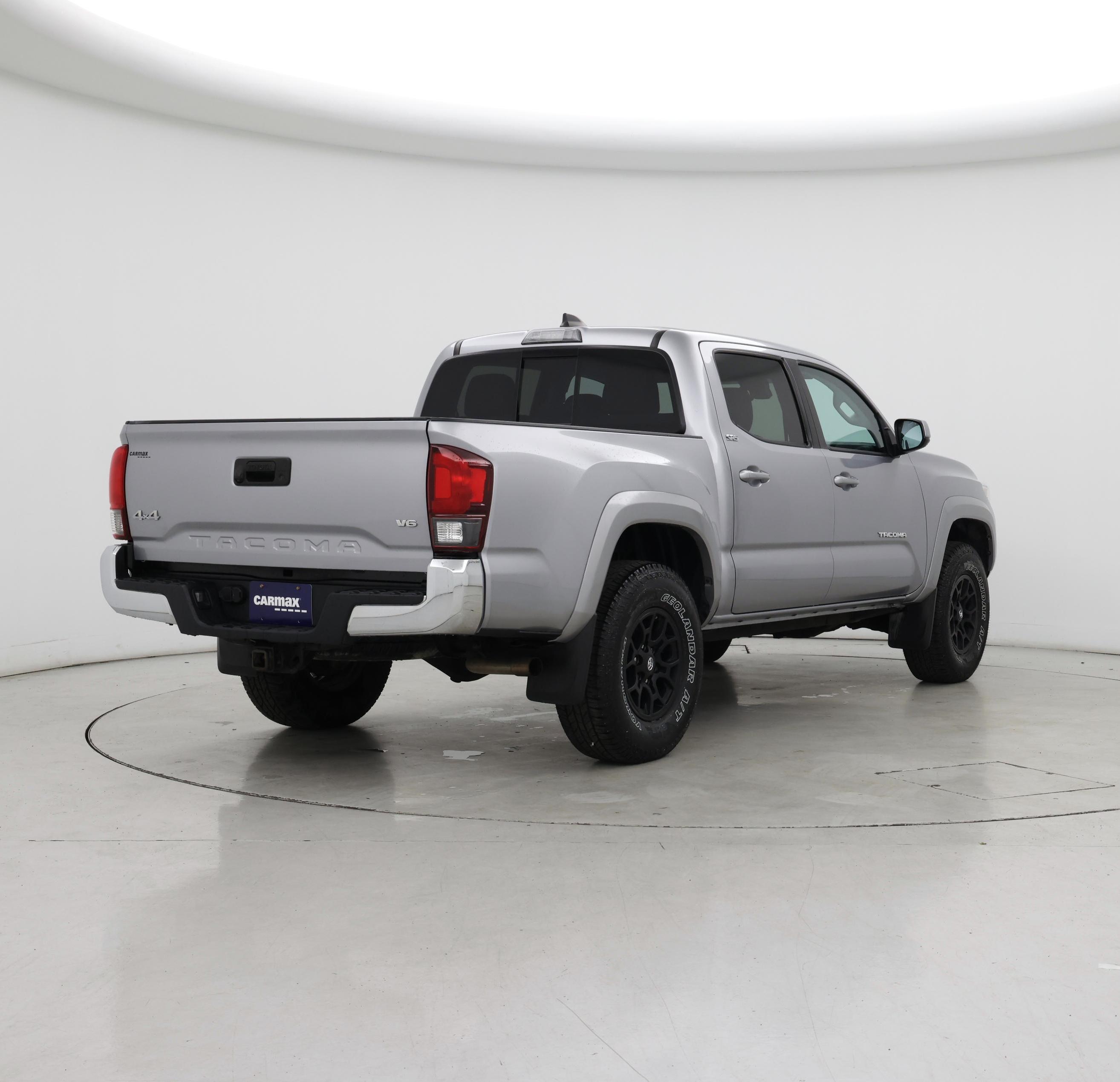 Thumbnail: 2020 Toyota Tacoma - 8