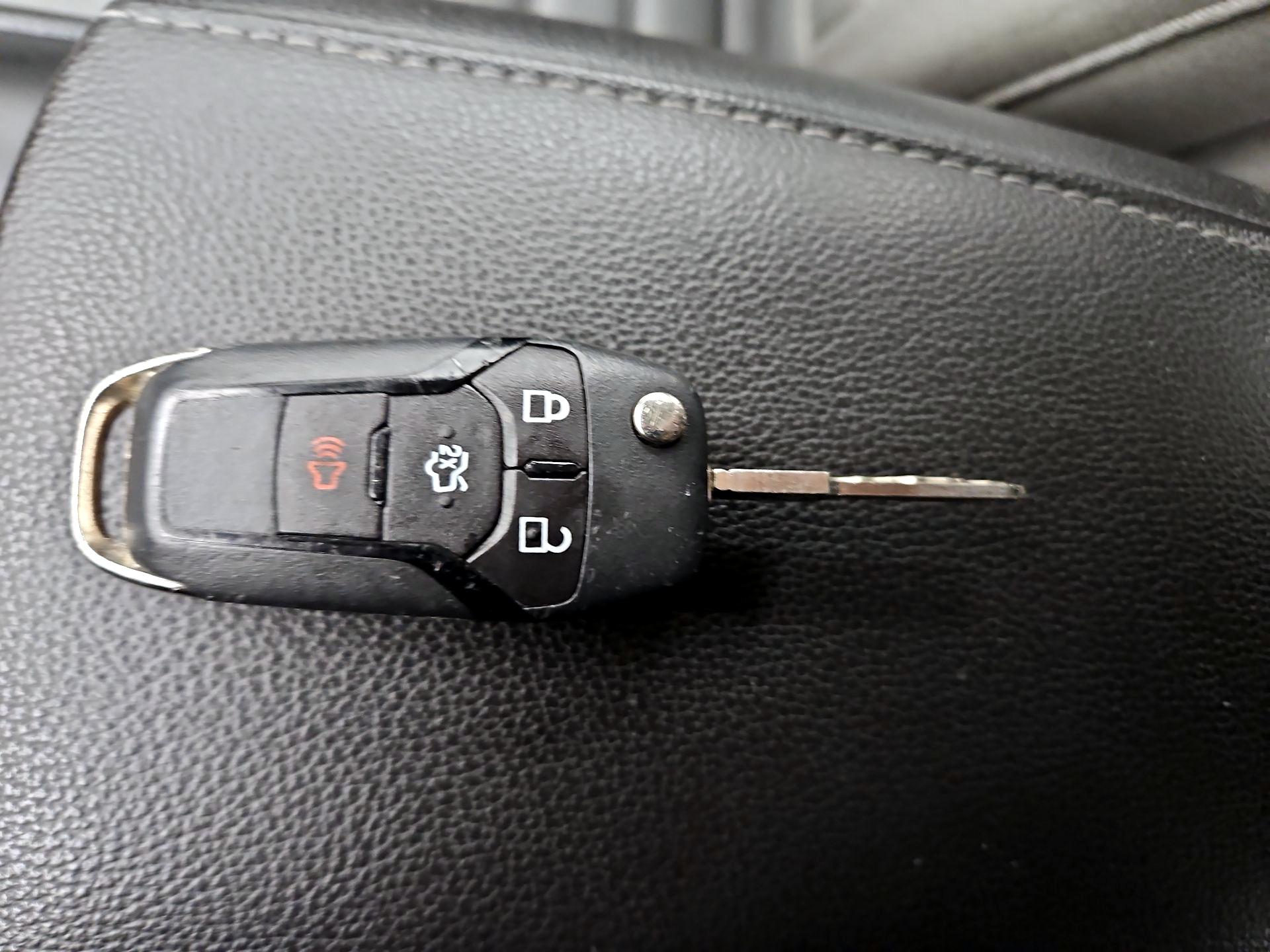 Thumbnail: 2014 Ford Fusion - 20