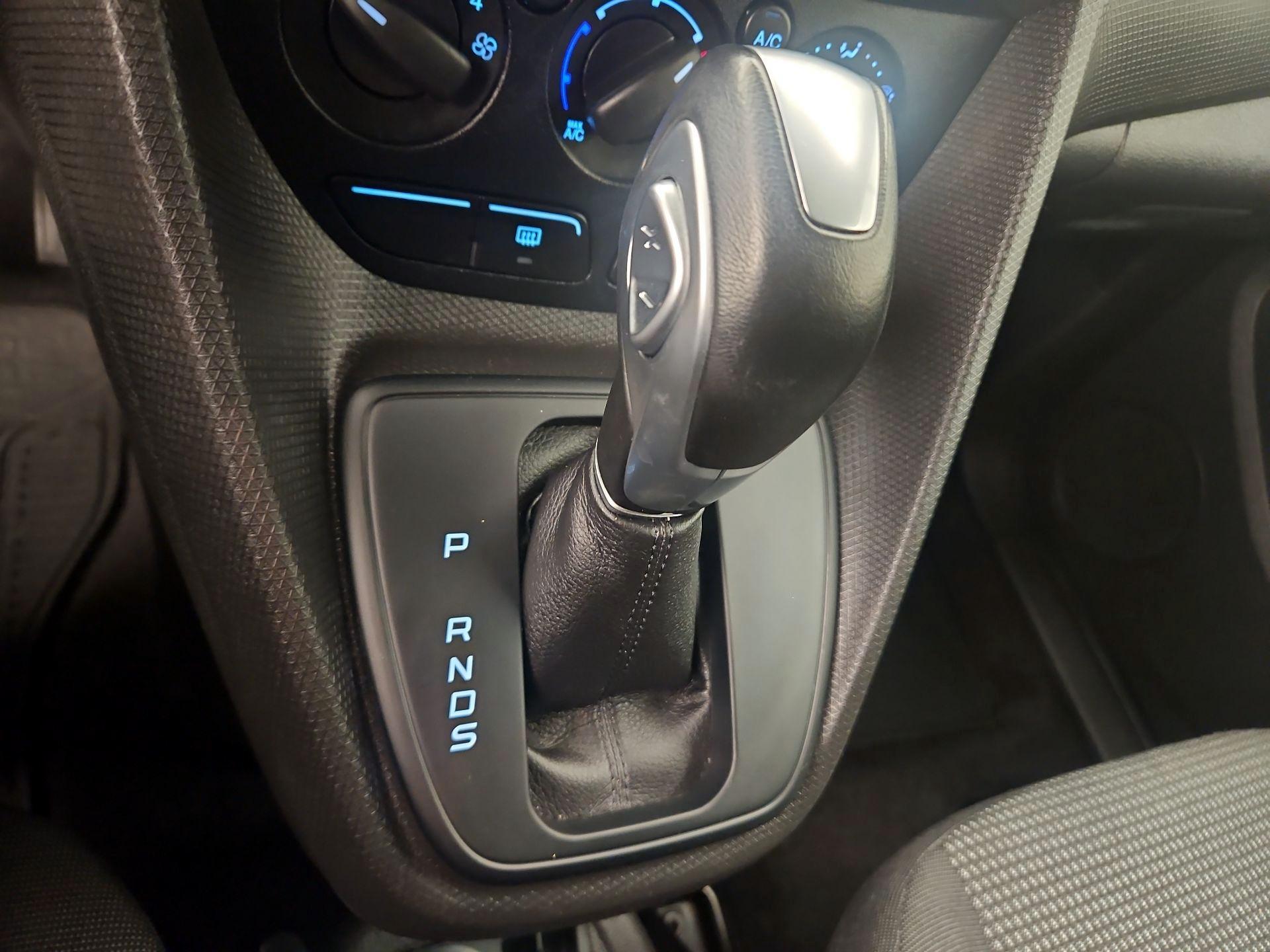 Thumbnail: 2018 Ford Transit Series - 17