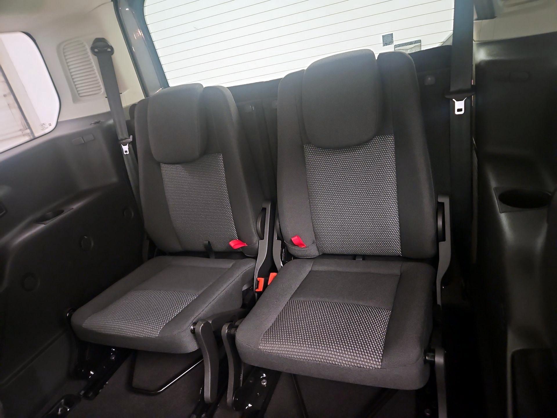 Thumbnail: 2018 Ford Transit Series - 20