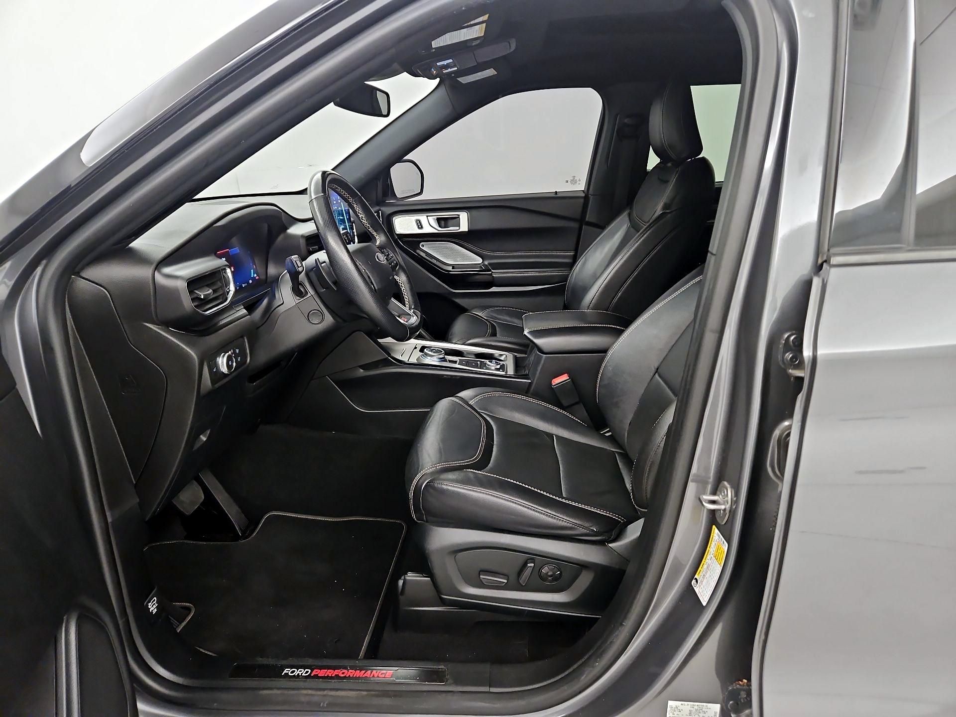 Thumbnail: 2021 Ford Explorer - 11