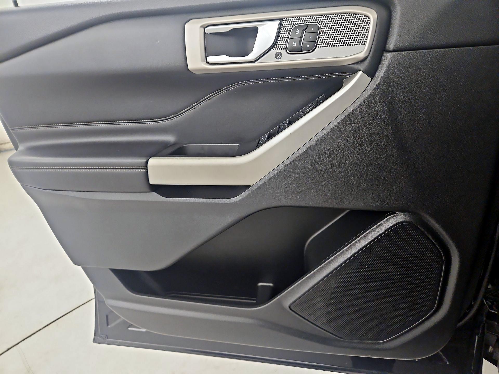 Thumbnail: 2021 Ford Explorer - 12