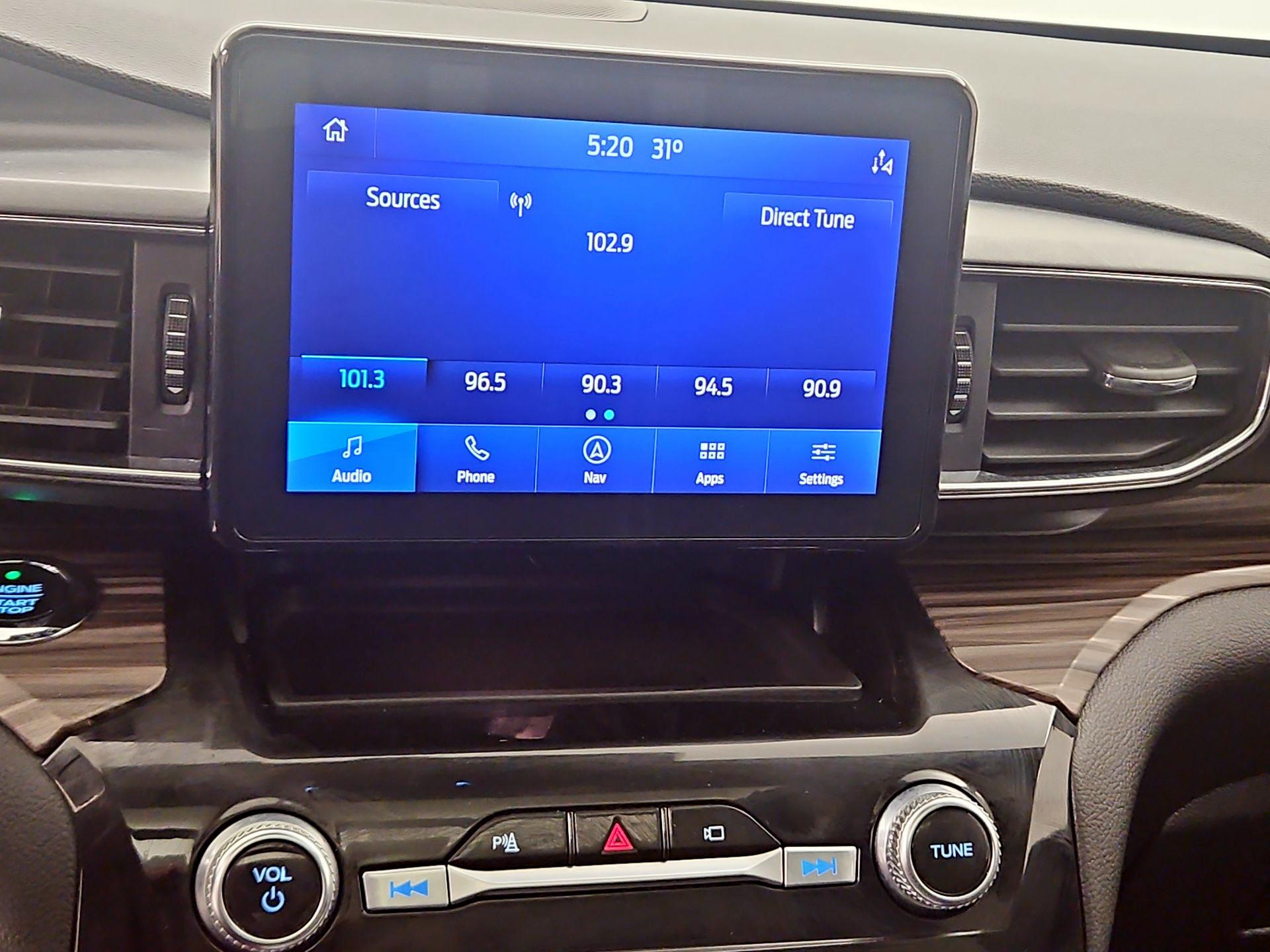 Thumbnail: 2021 Ford Explorer - 16