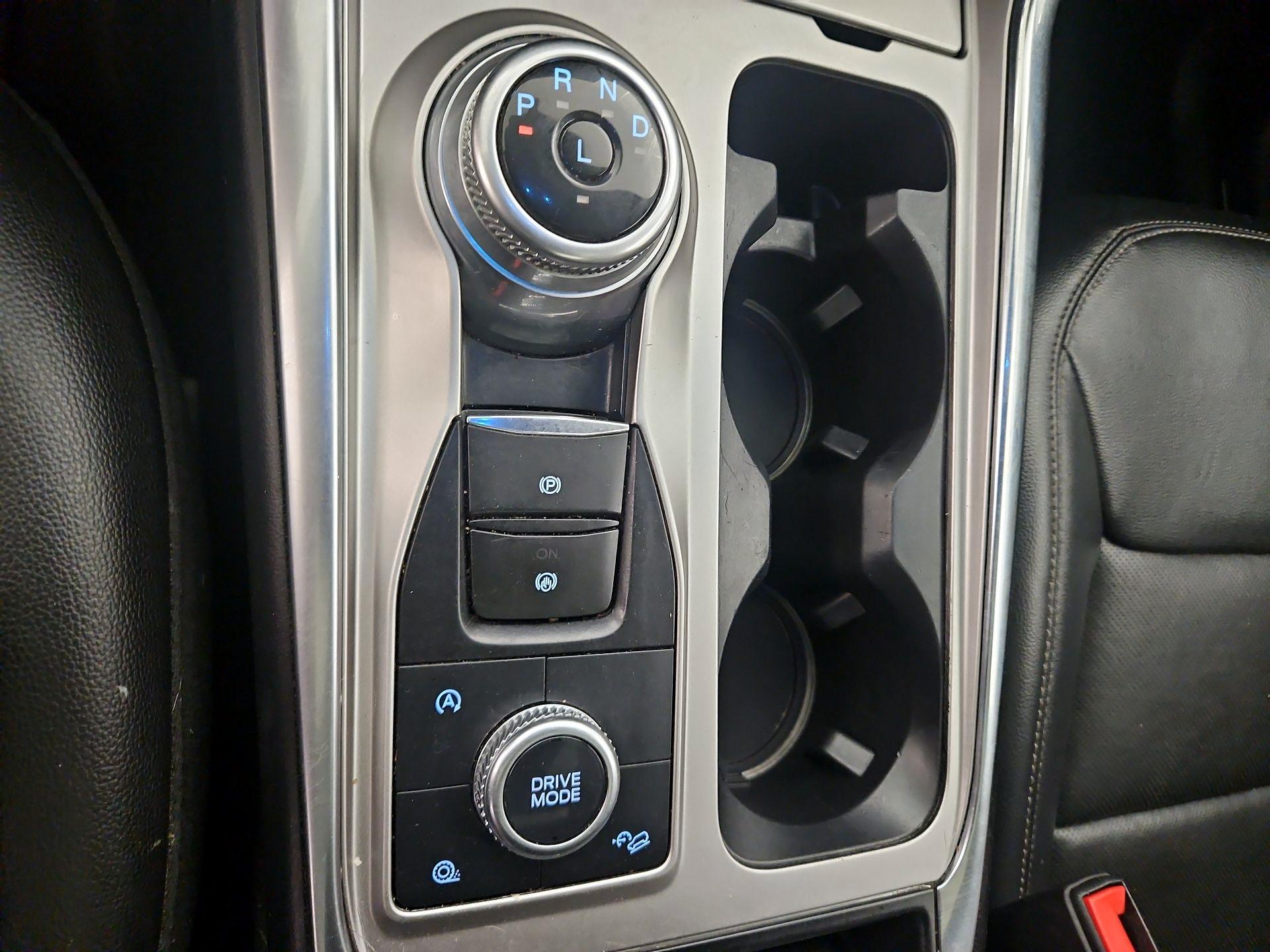 Thumbnail: 2021 Ford Explorer - 18