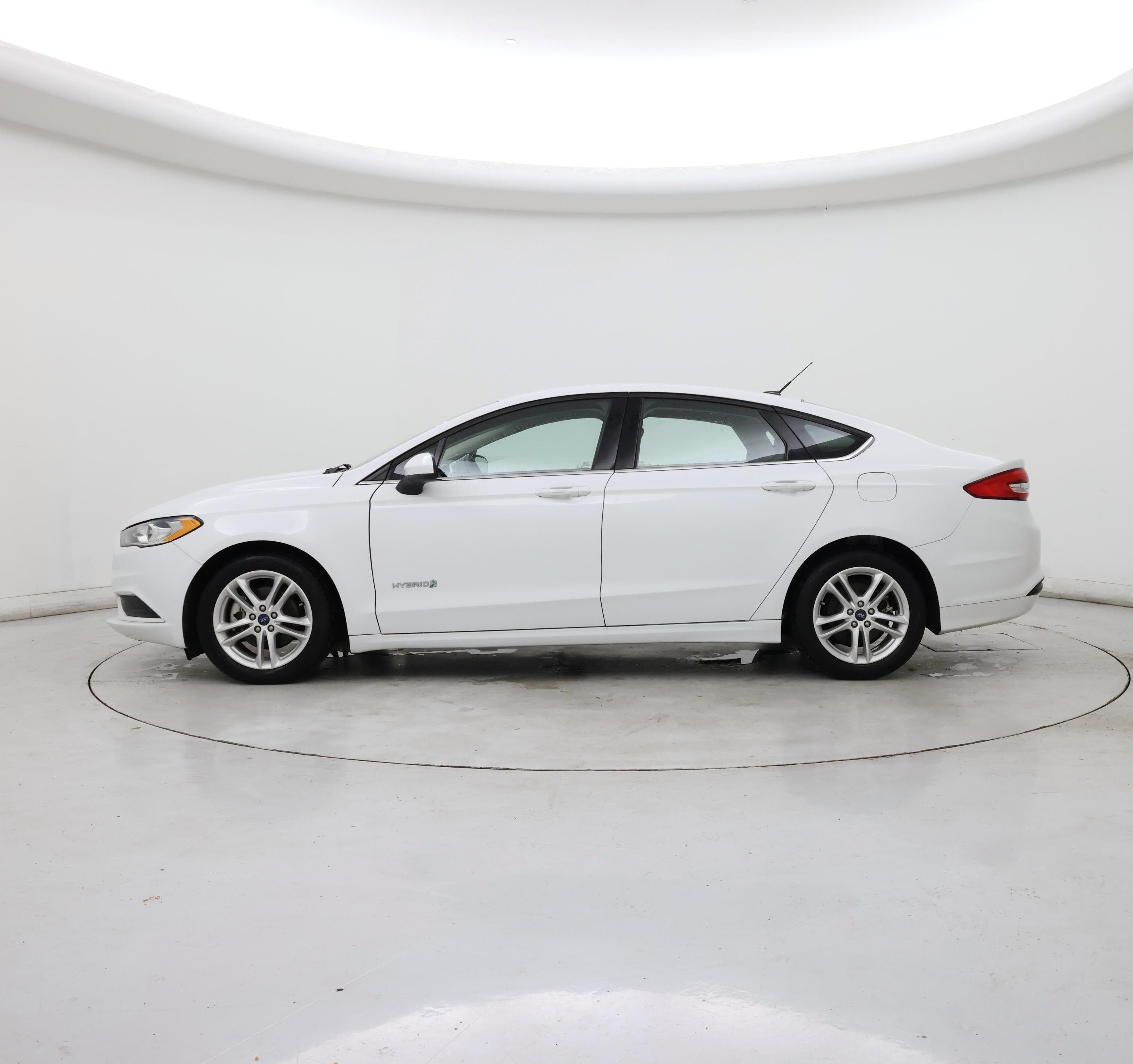 Thumbnail: 2018 Ford Fusion - 3