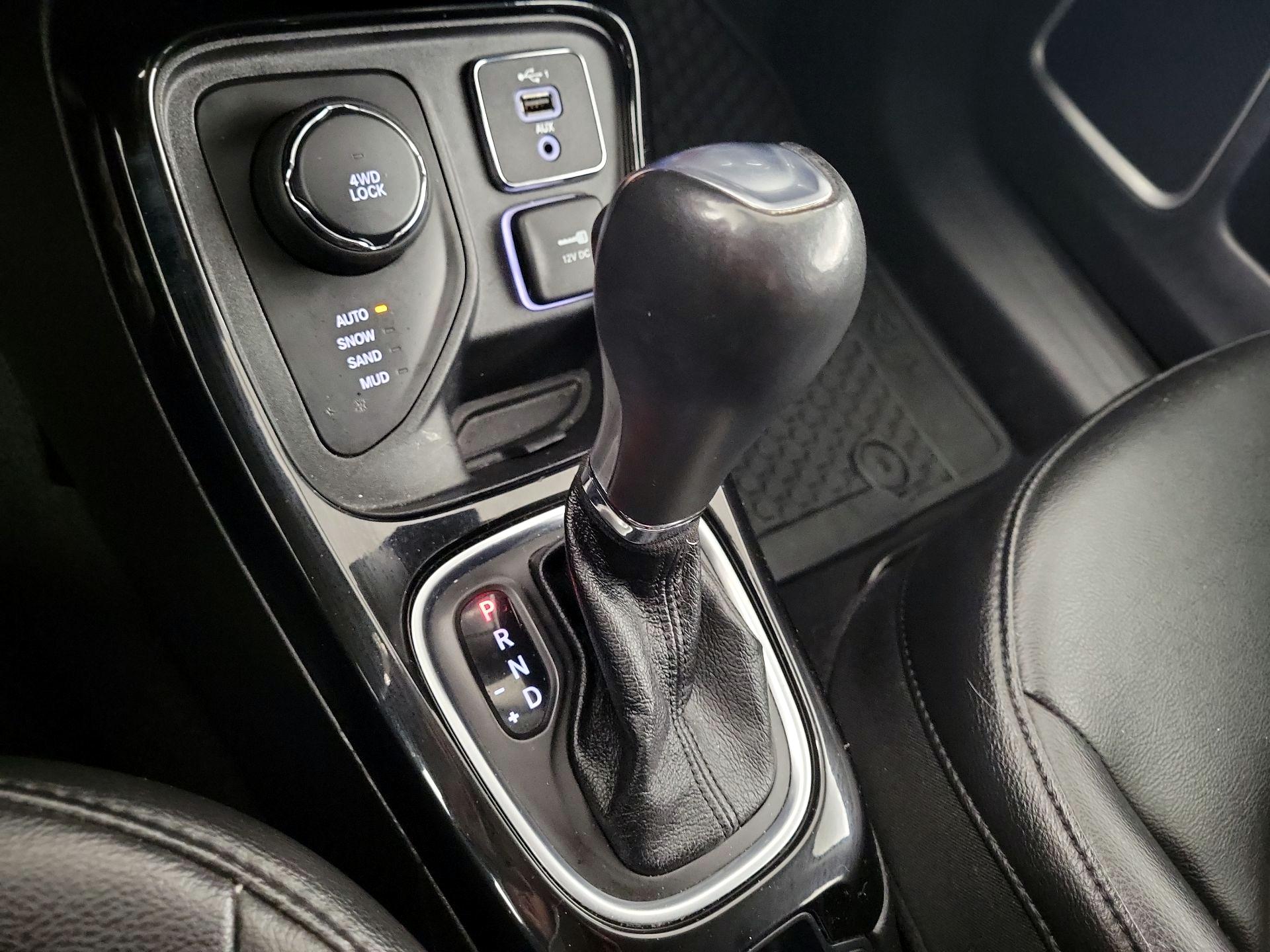 Thumbnail: 2021 Jeep Compass - 15