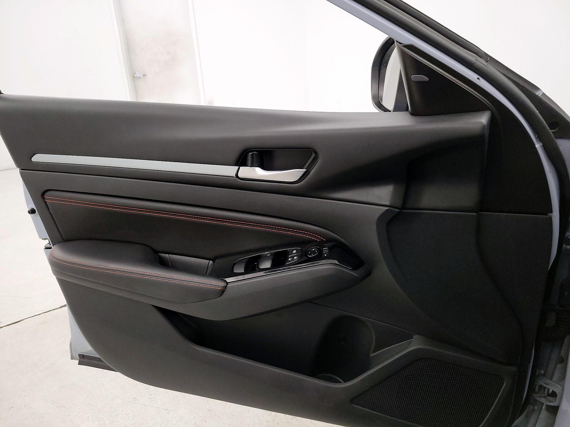 Thumbnail: 2023 Nissan Altima - 12