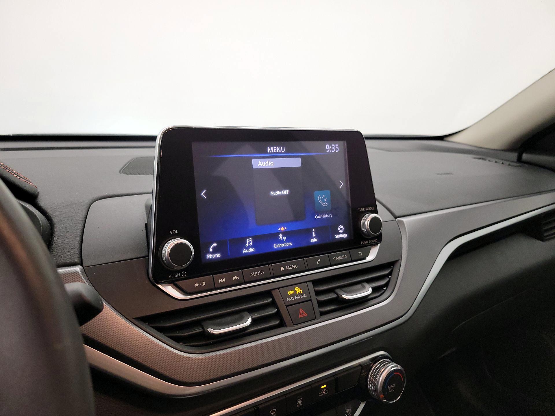 Thumbnail: 2023 Nissan Altima - 15