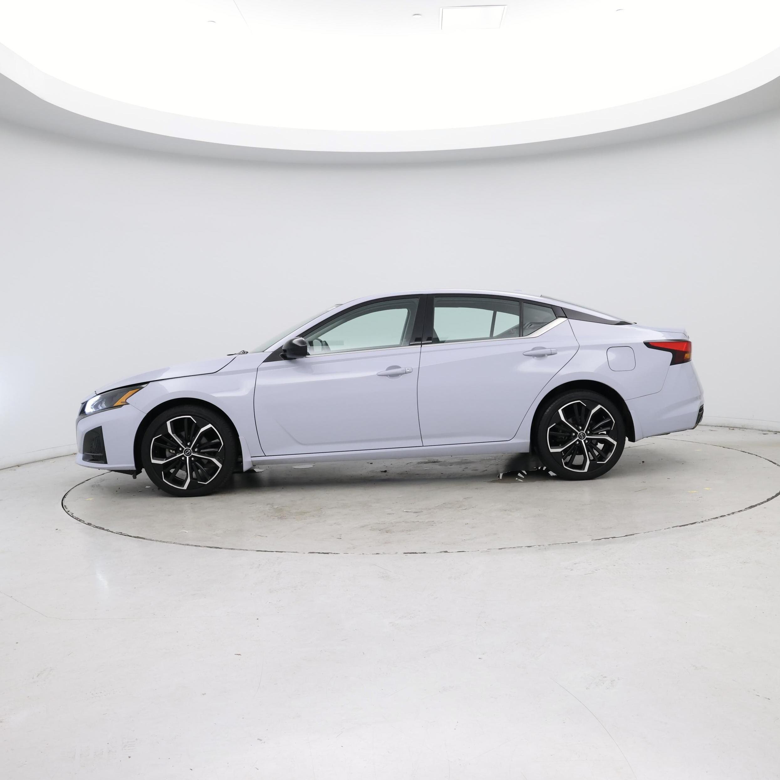 Thumbnail: 2023 Nissan Altima - 3