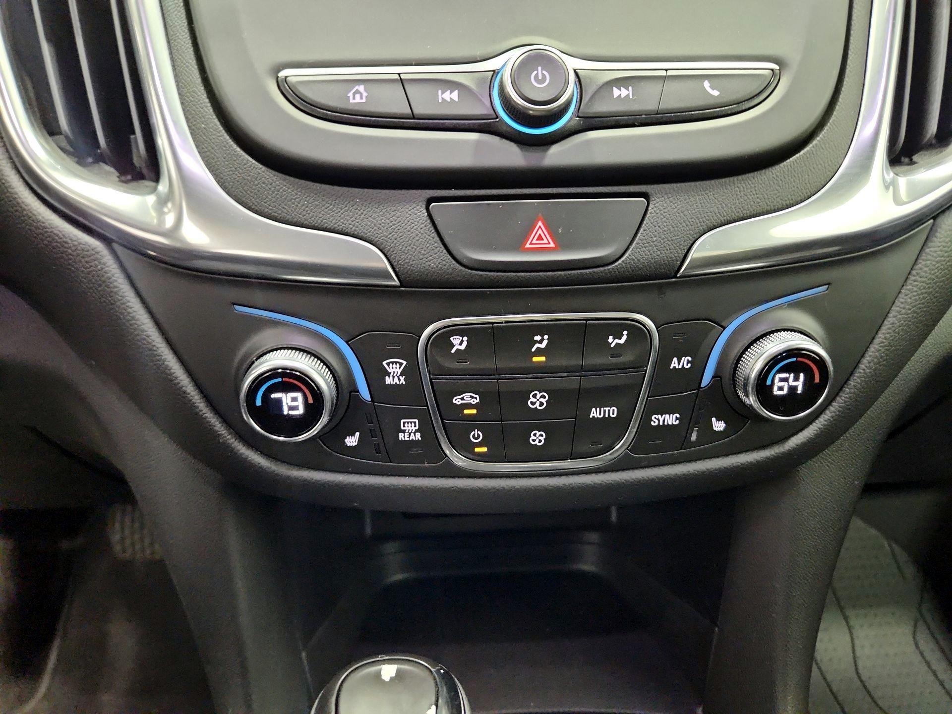 Thumbnail: 2021 Chevrolet Equinox - 16