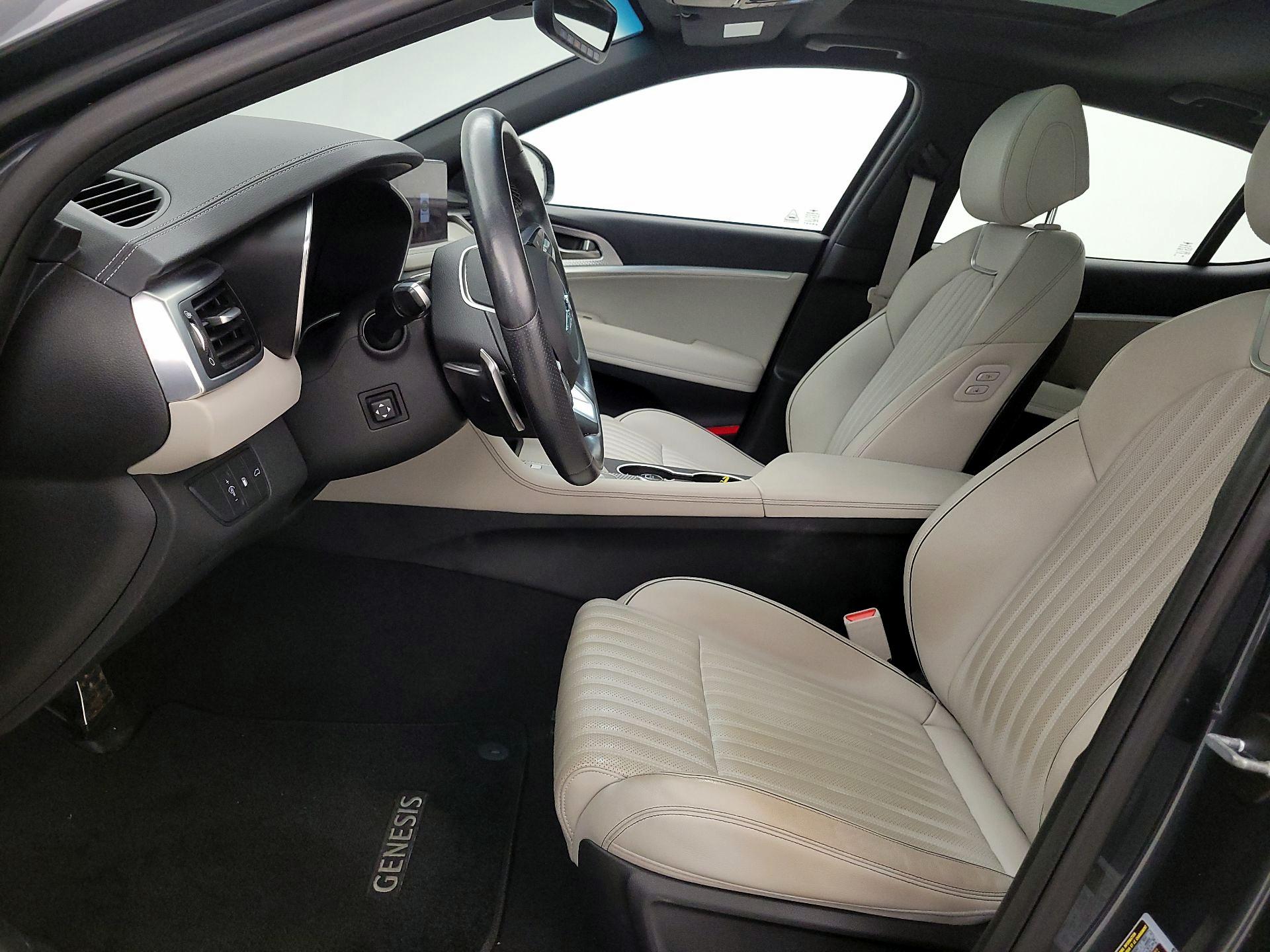 Thumbnail: 2023 Genesis G70 - 11