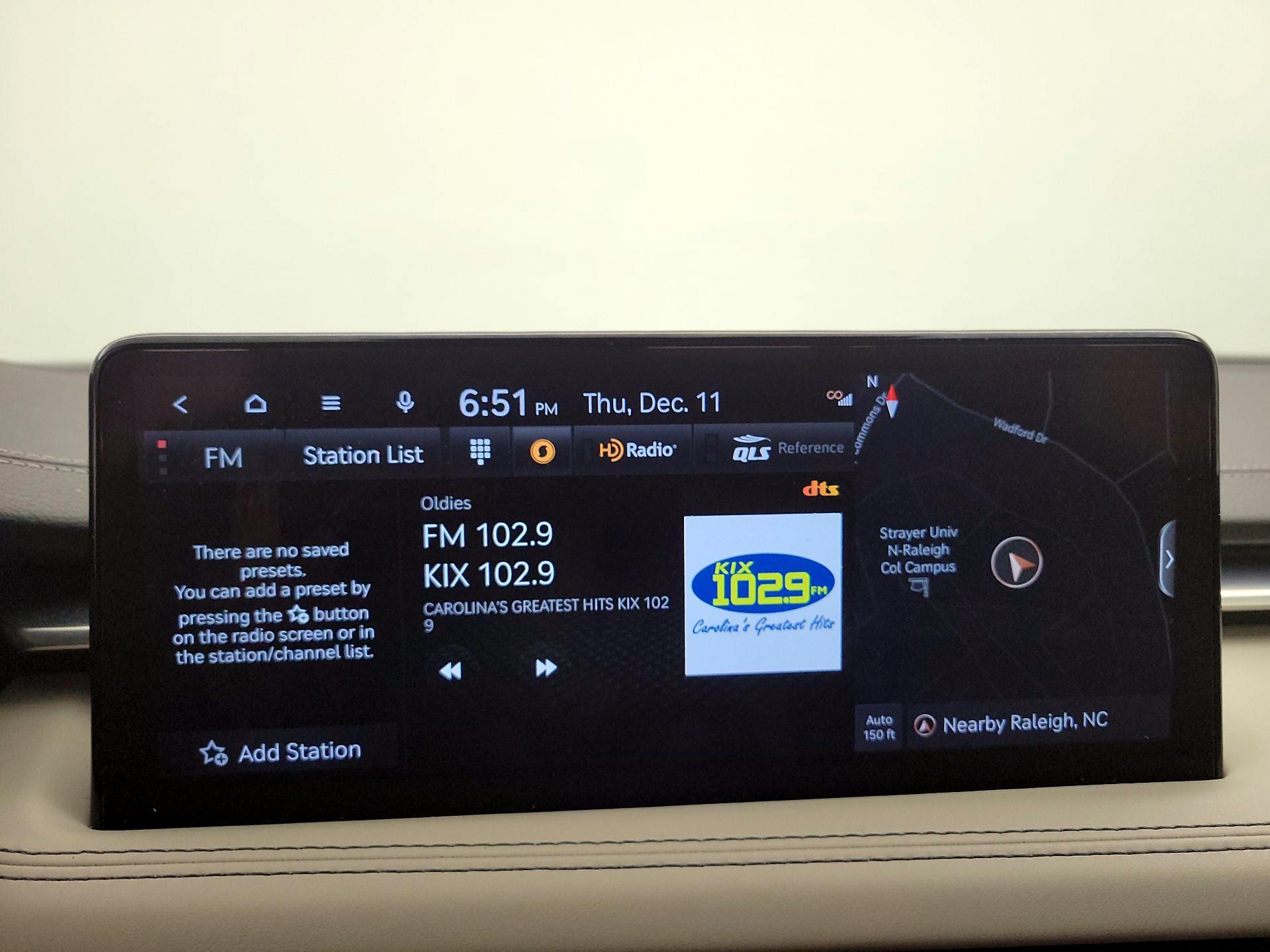 Thumbnail: 2023 Genesis G70 - 14