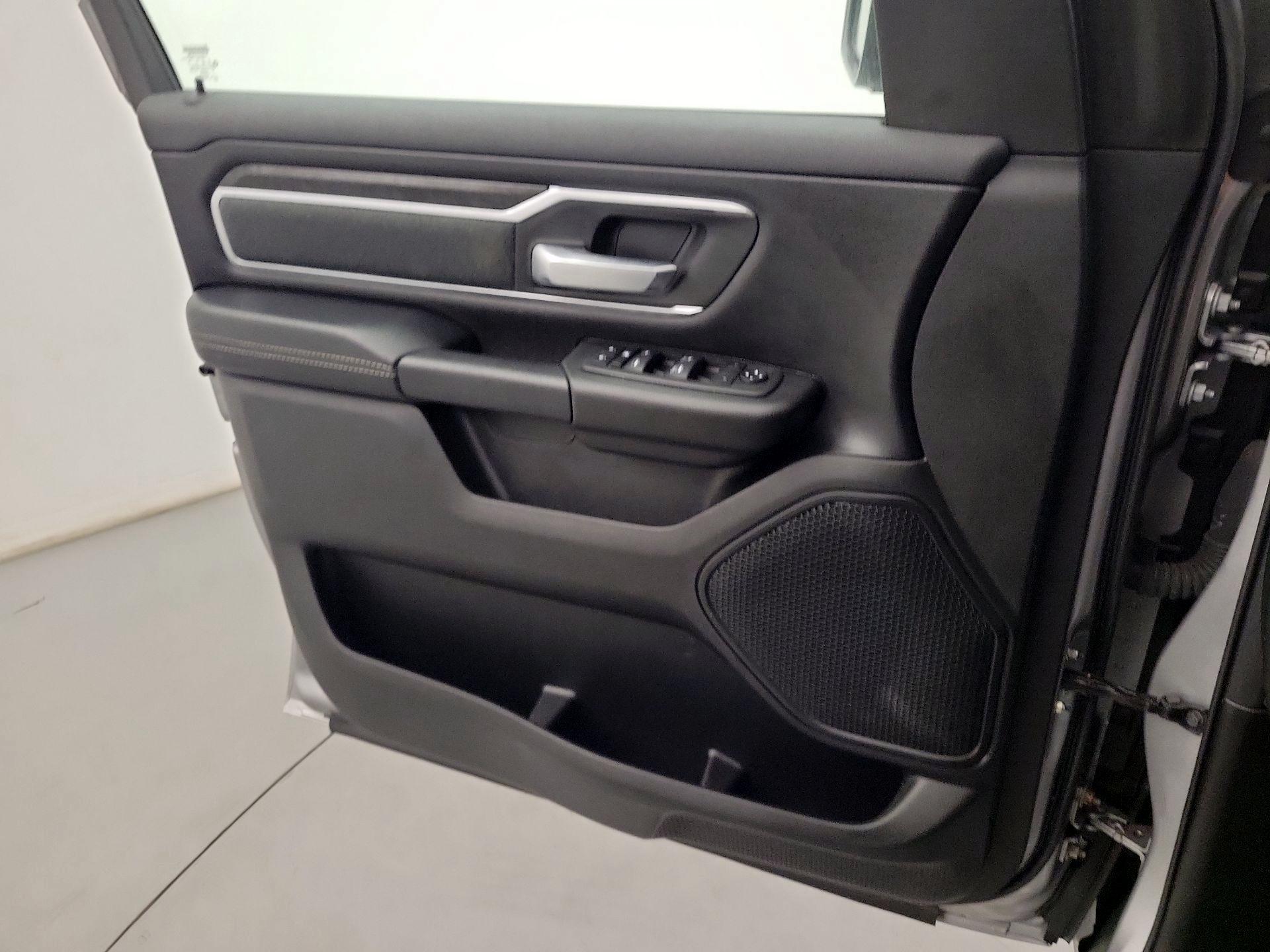 Thumbnail: 2022 RAM 1500 - 10