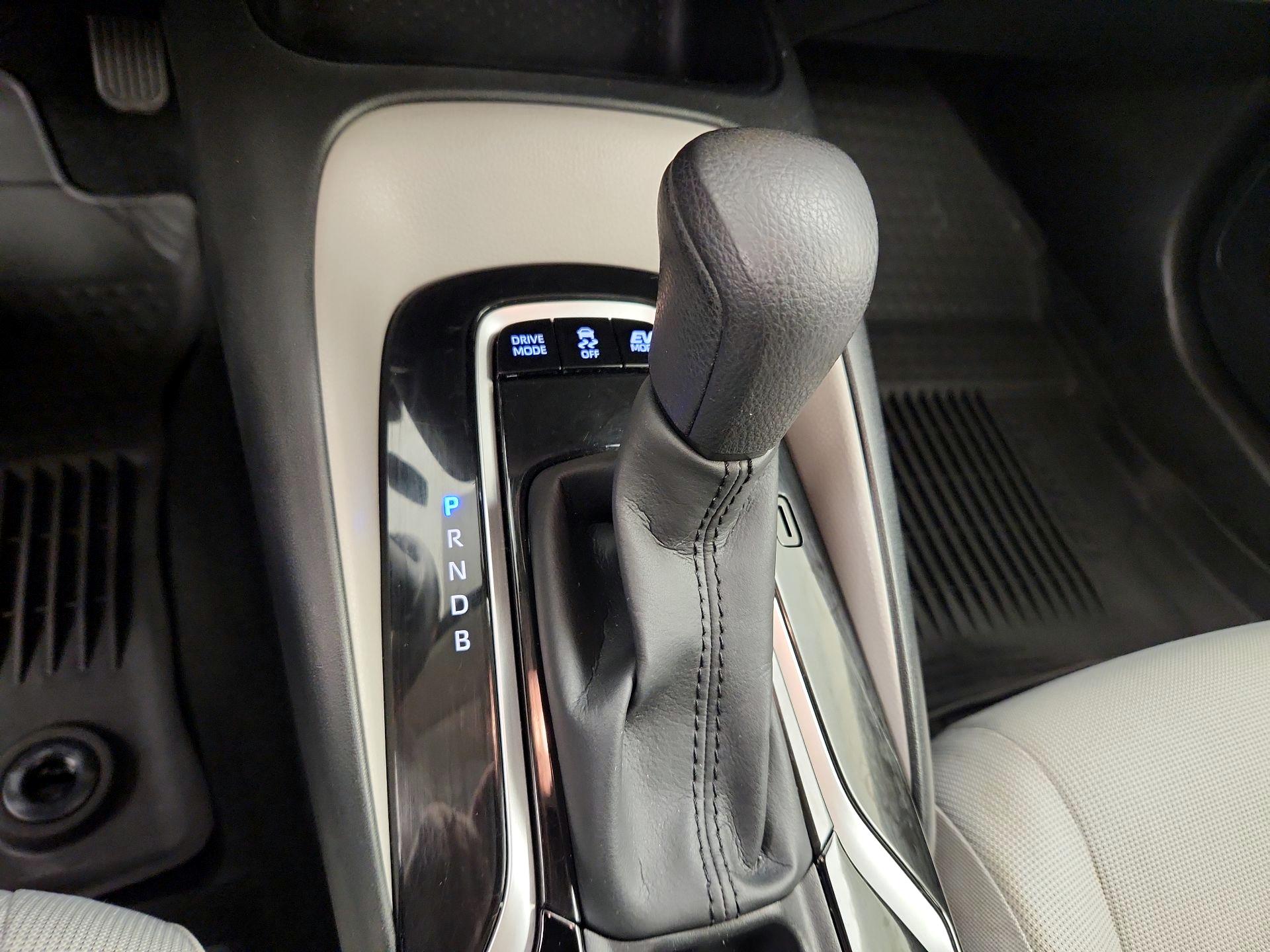 Thumbnail: 2022 Toyota Corolla - 17