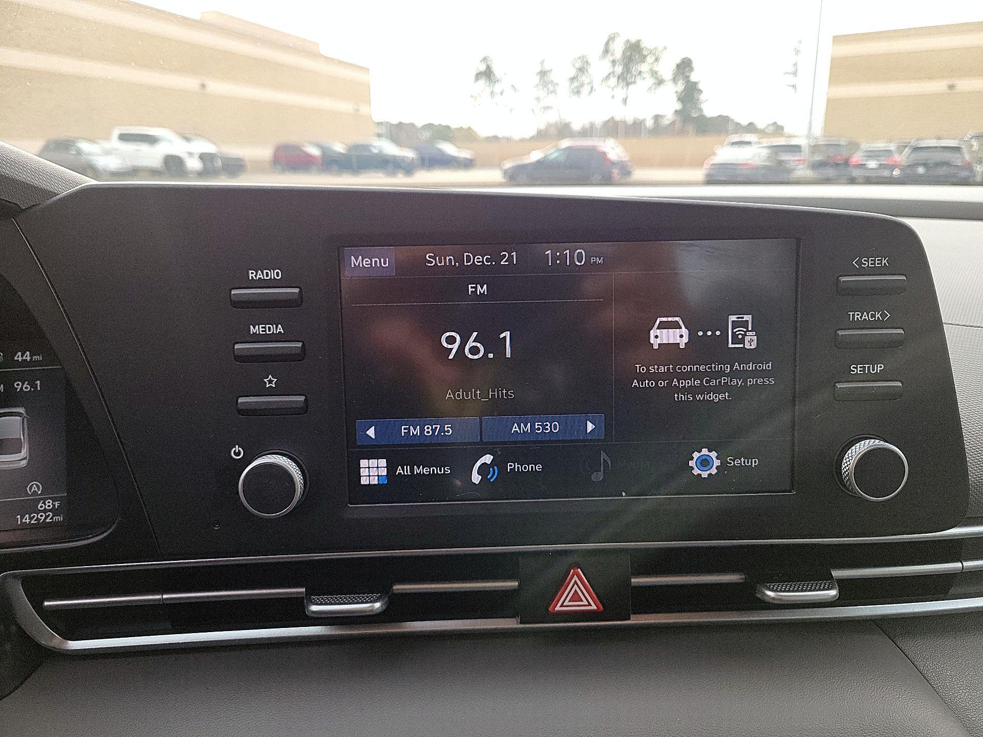 Thumbnail: 2023 Hyundai Elantra - 13