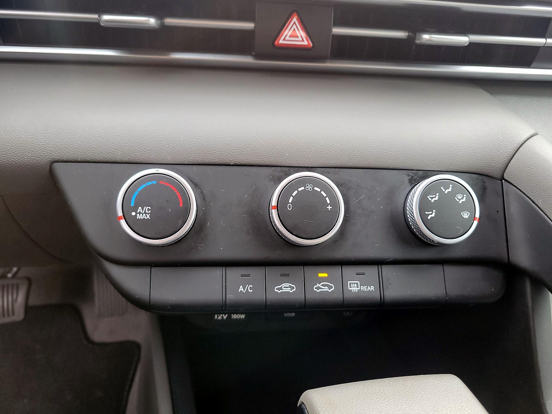 Thumbnail: 2023 Hyundai Elantra - 14