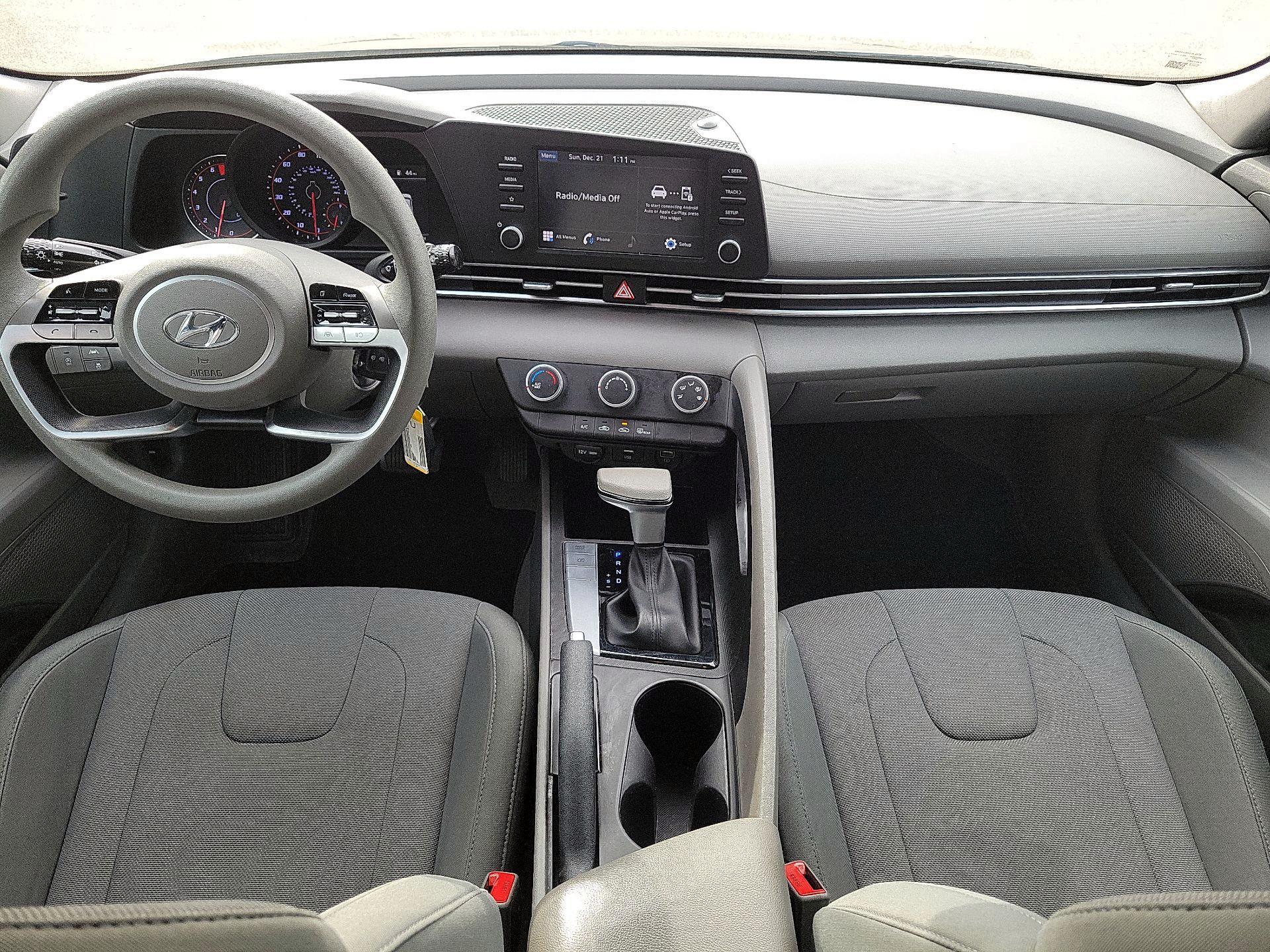 Thumbnail: 2023 Hyundai Elantra - 8