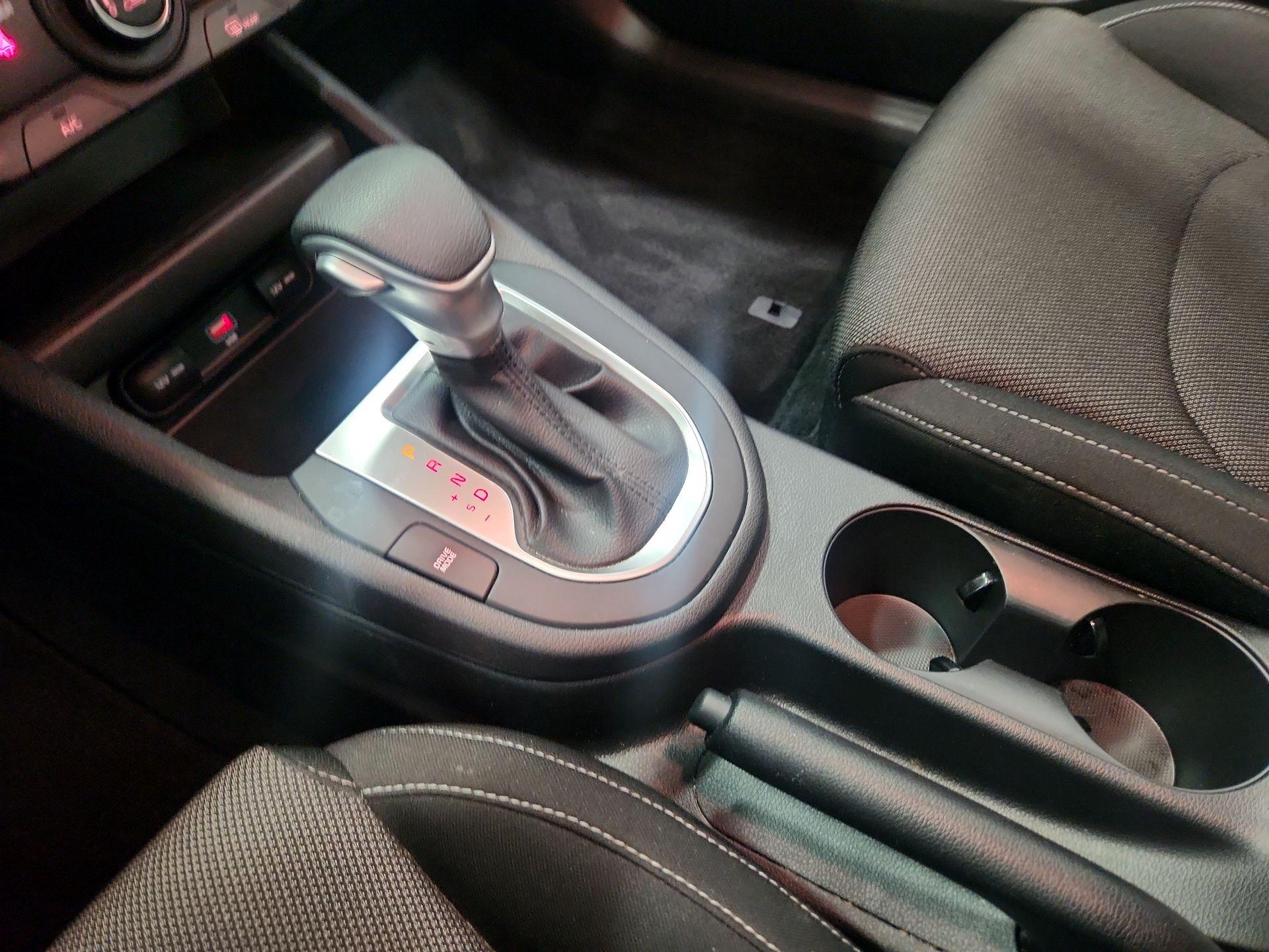 Thumbnail: 2023 Kia Forte - 17