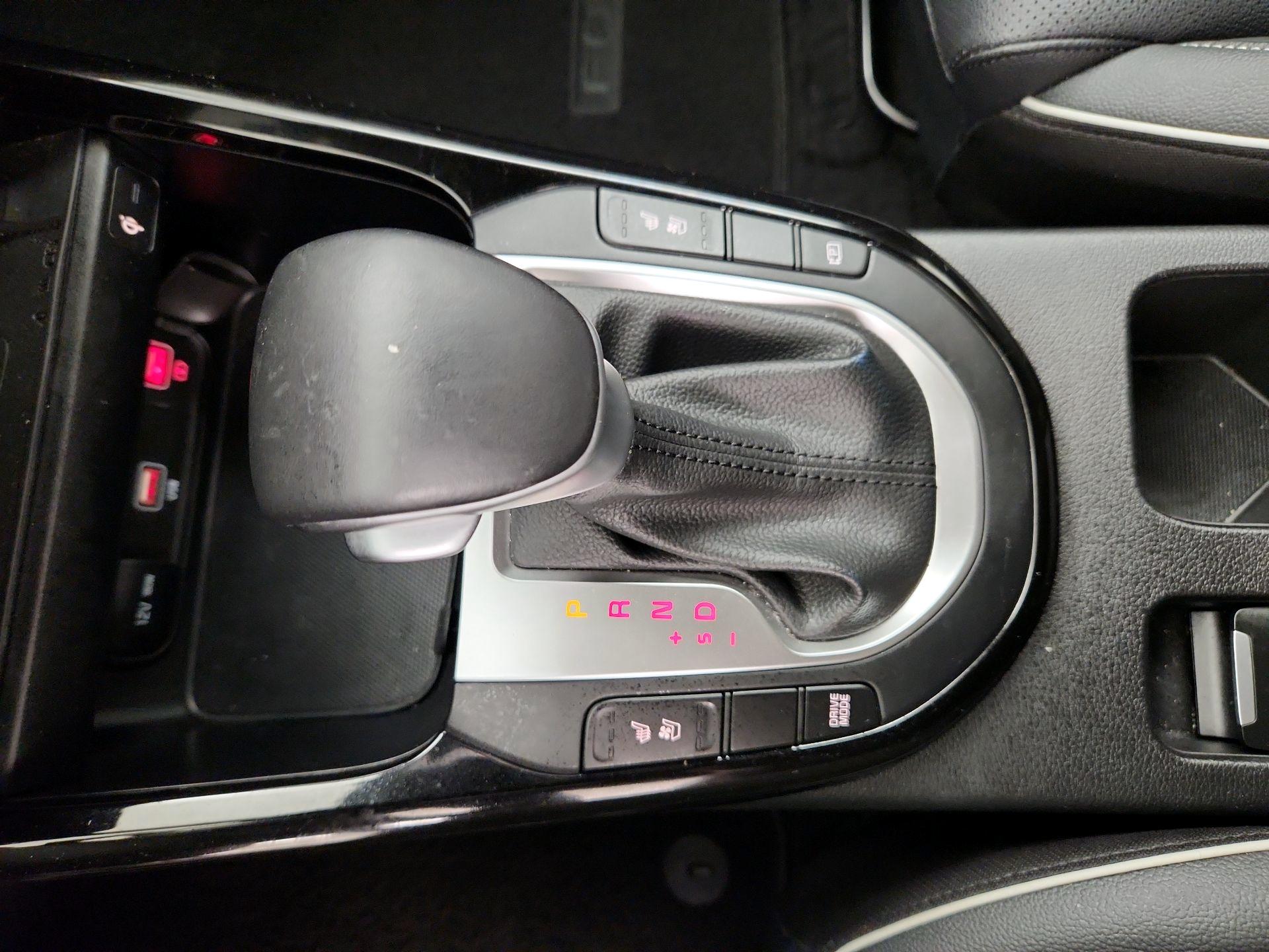 Thumbnail: 2023 Kia Forte - 18