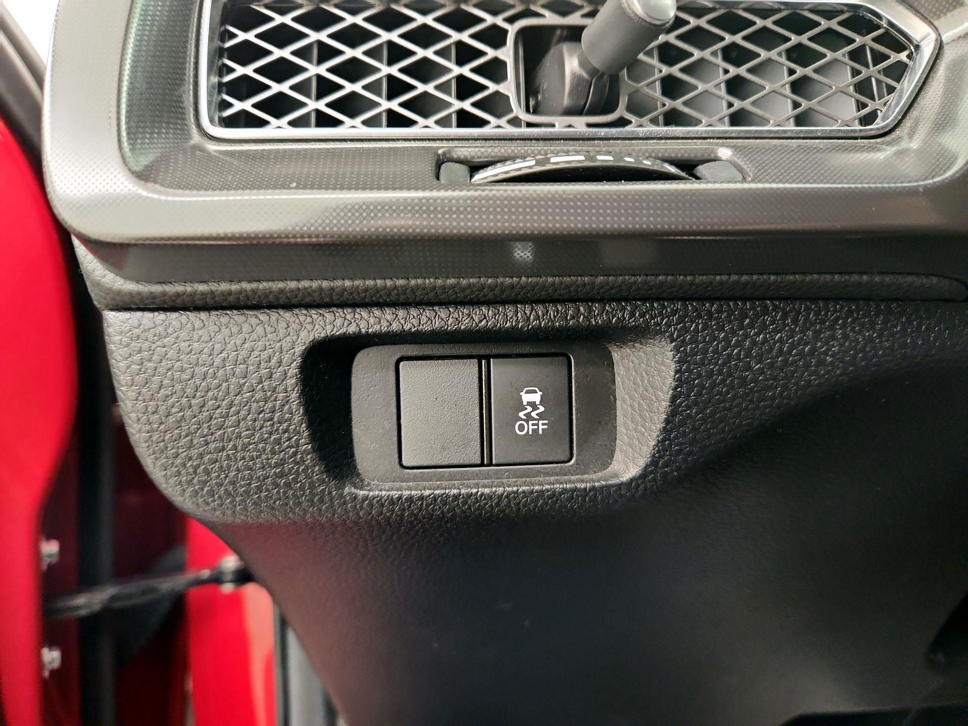 Thumbnail: 2025 Acura Integra - 13