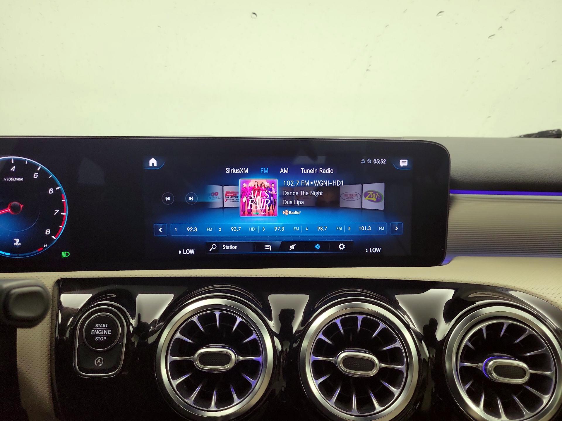 Thumbnail: 2021 Mercedes-Benz A-Class - 14