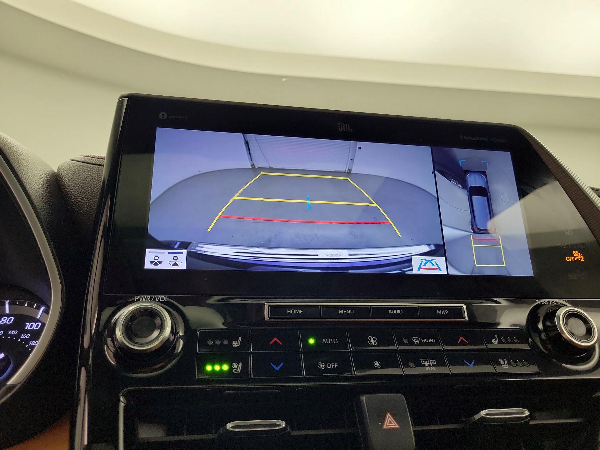 Thumbnail: 2021 Toyota Highlander - 13