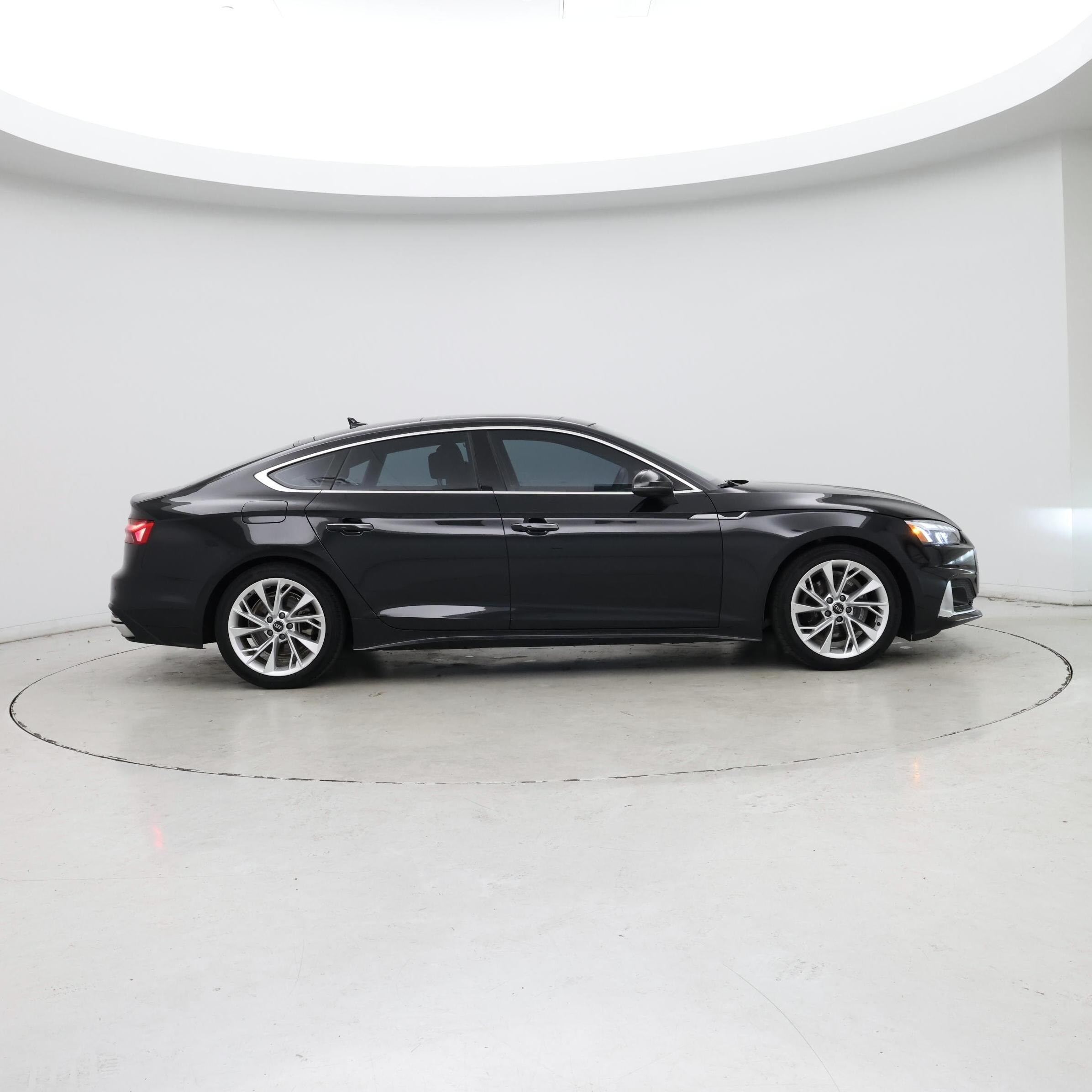 Thumbnail: 2022 Audi A5 - 7