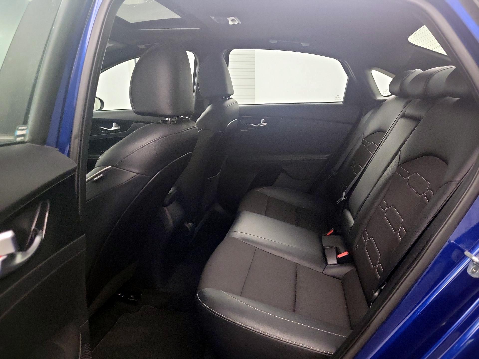 Thumbnail: 2021 Kia Forte - 18